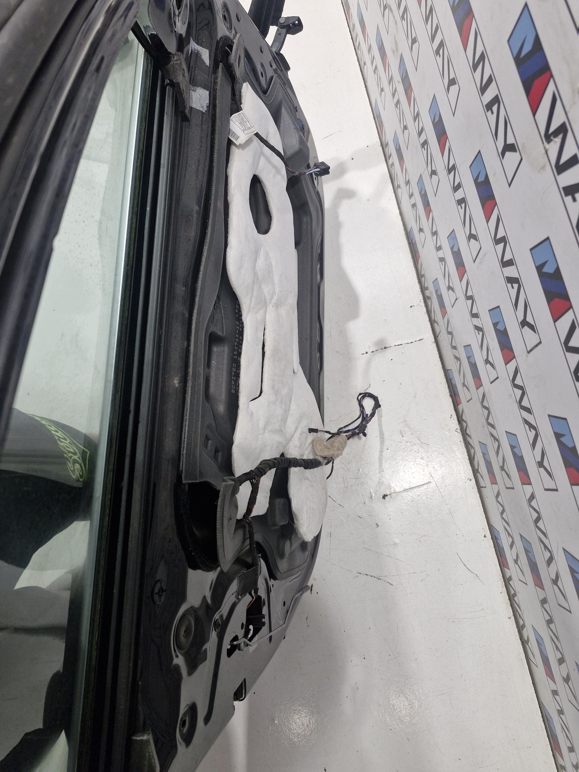 BMW F11 door left left front 475 BLACK SAPPHIRE