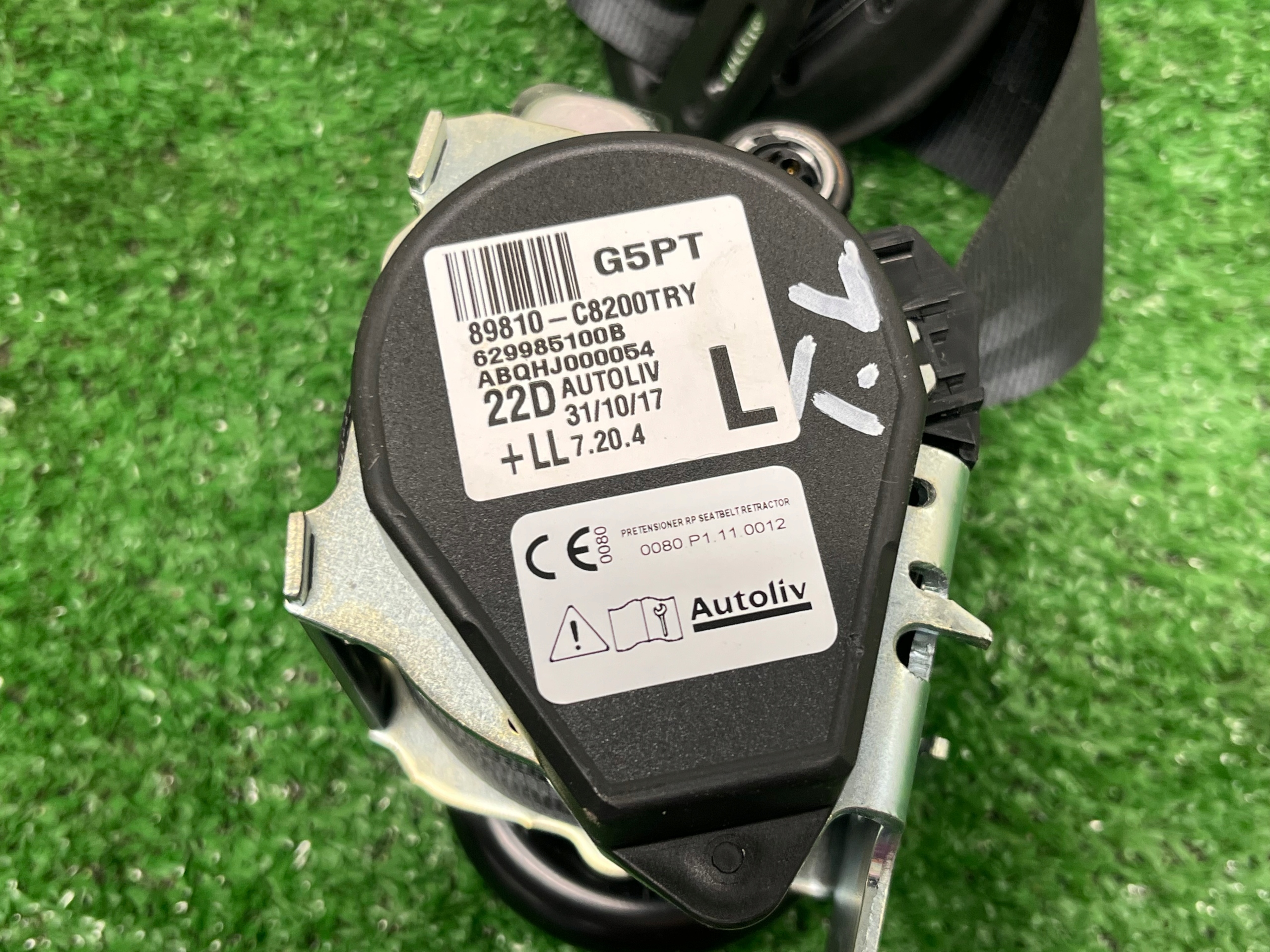 Gurten Sicherheits links heck HYUNDAI I20 II 89810-C8200TRY
