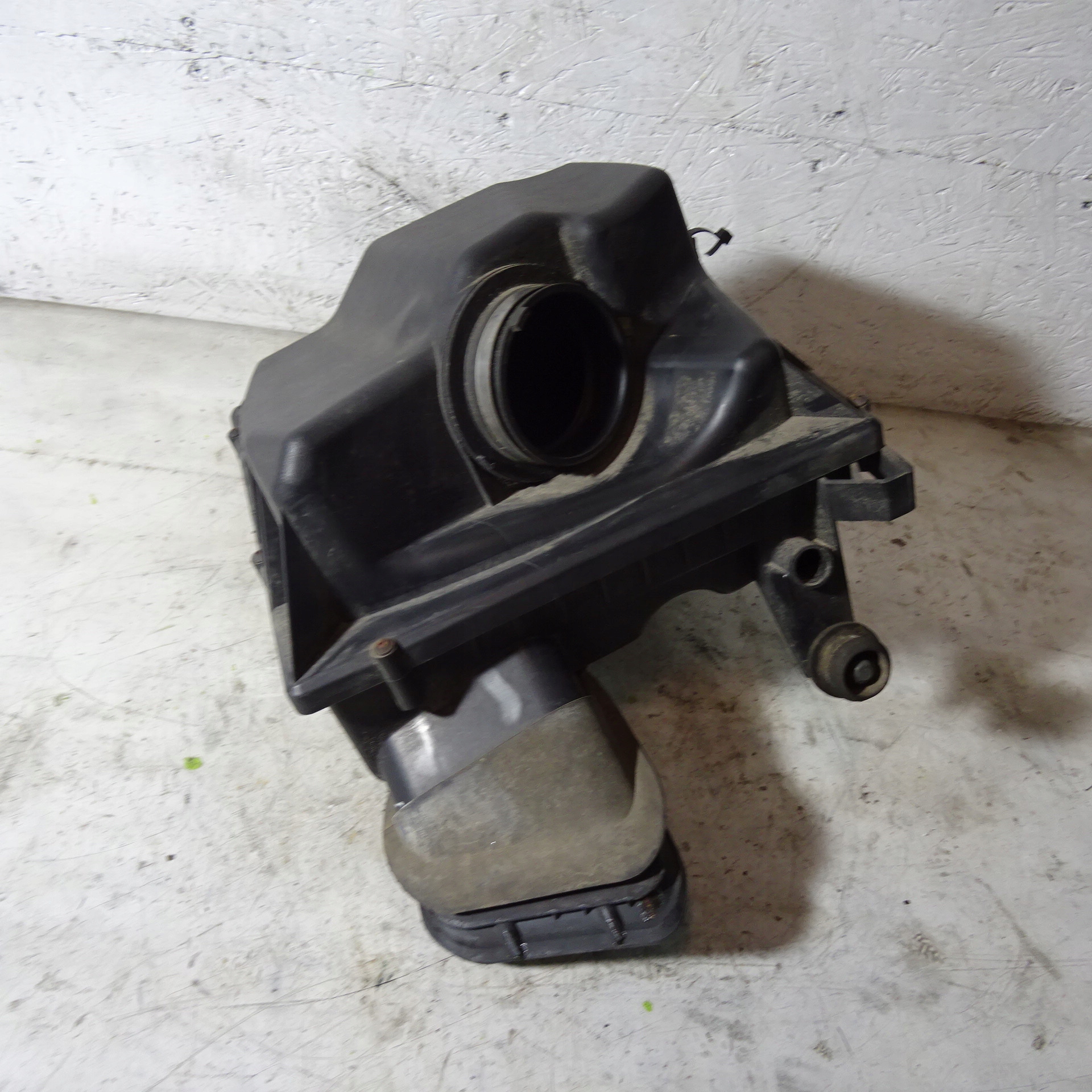 OPEL ASTRA J 1.7 Gehäuse filter luft 13272777