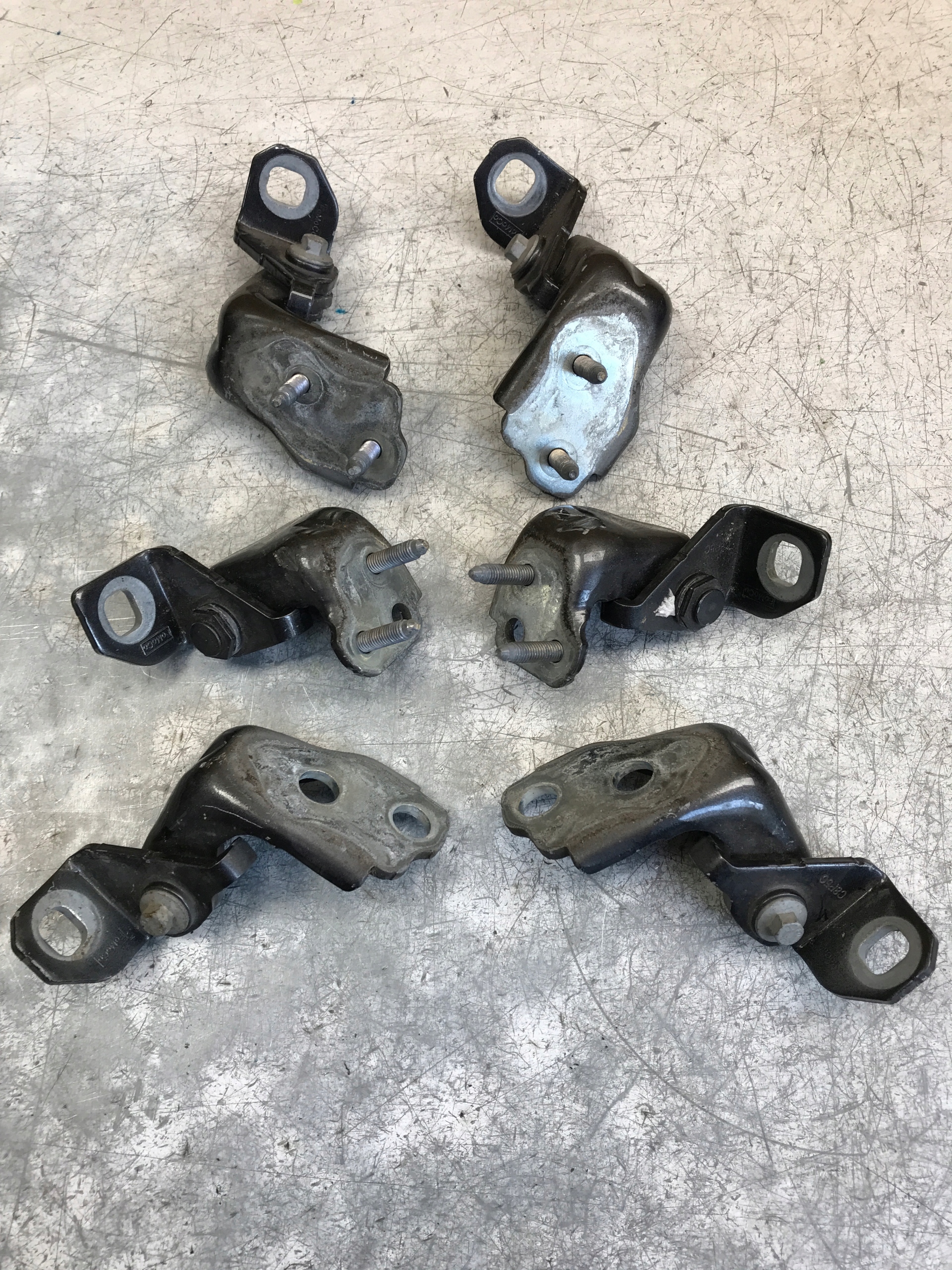 hinges door FORD KUGA MK2 CJ54-S26810-AB
