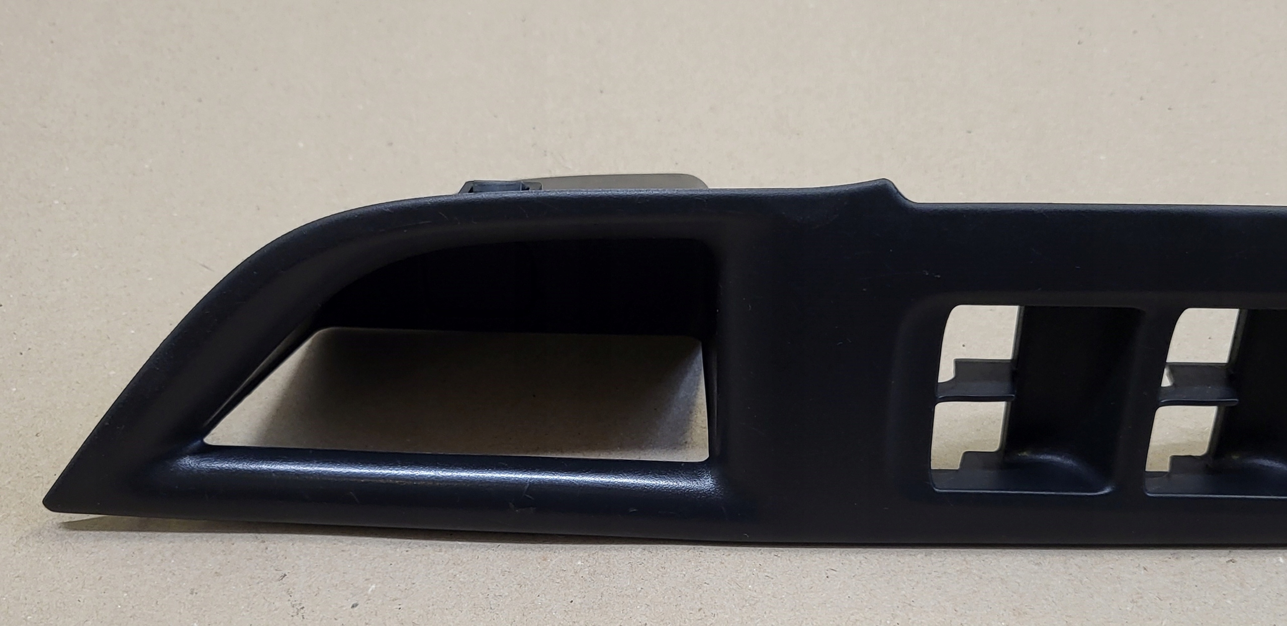 PANEL cover controls BOCZKA door left front MITSUBISHI OUTLANDER III