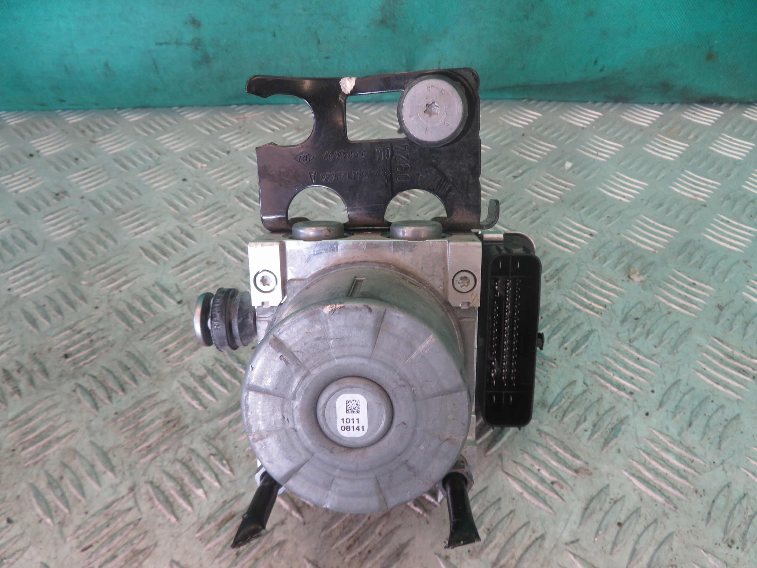 Pumpe Bedienteil ABS RENAULT TRAFIC 476609561R 24R