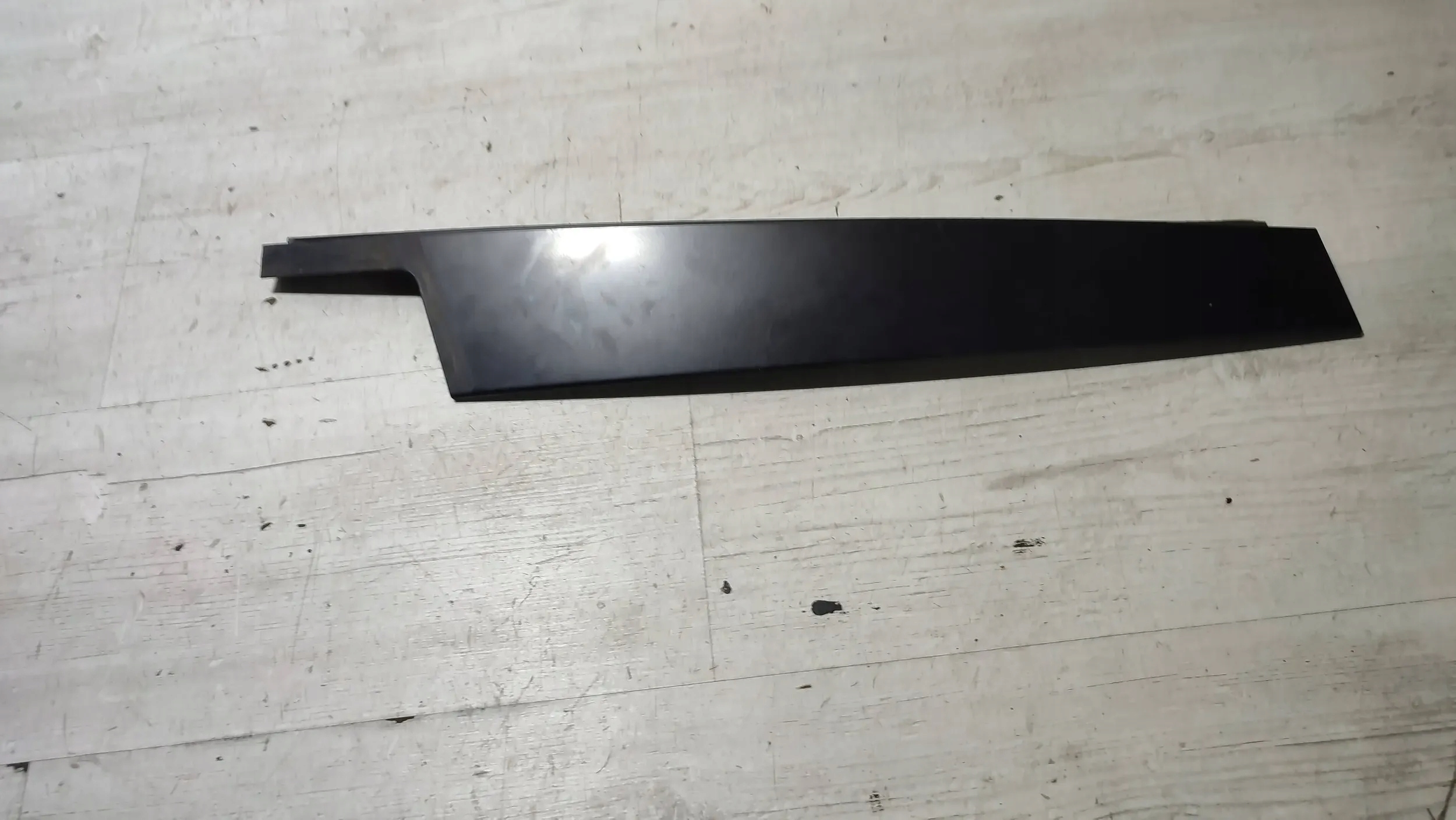 BMW X3 F25 15r 2.0d moulding door left front