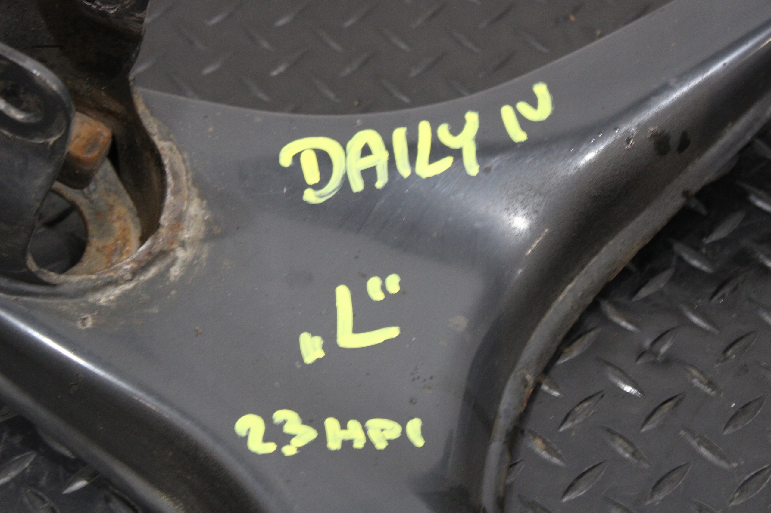 arm left front IVECO DAILY IV 4