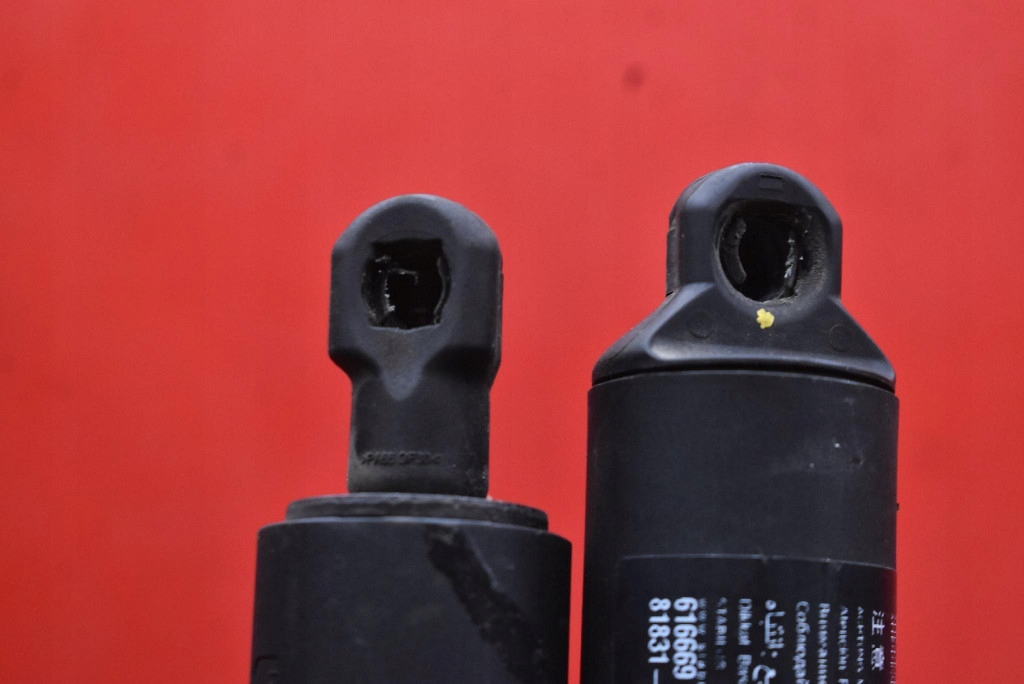 damper SILOWNIKI bonnet 81831-CV100 KIA EV6 GT-LINE 21