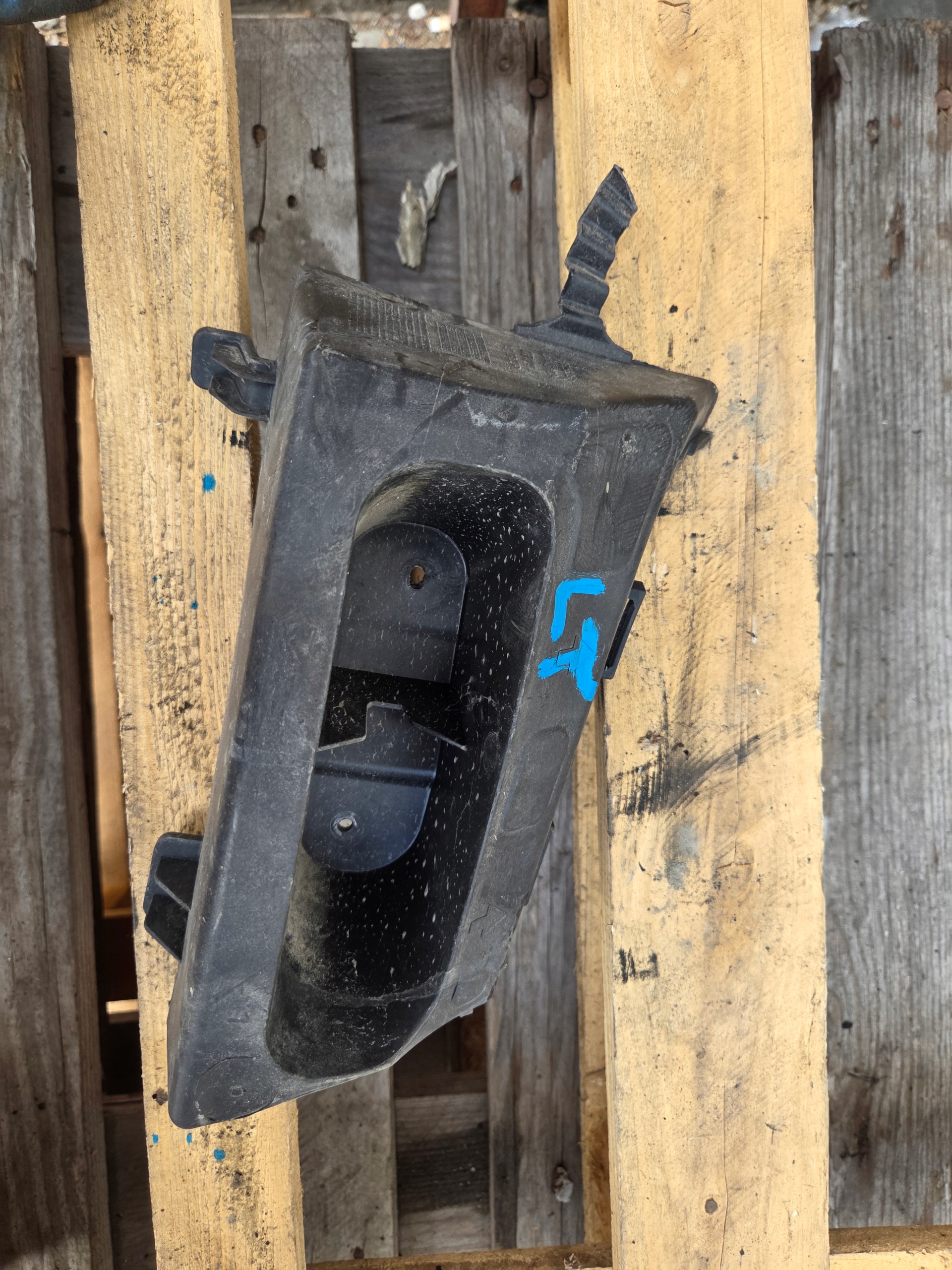 bumper bracket left rear part rear OPEL MOKKA X 95256260