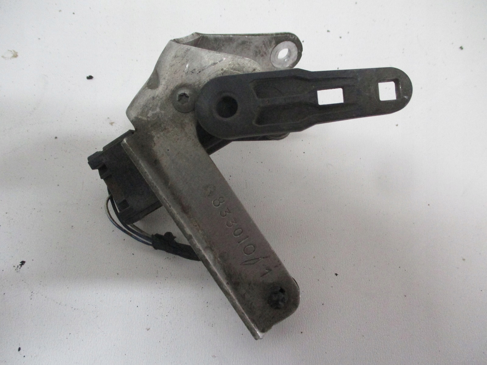 Sensor POZIOMOWANIA Leuchten BMW 6895467
