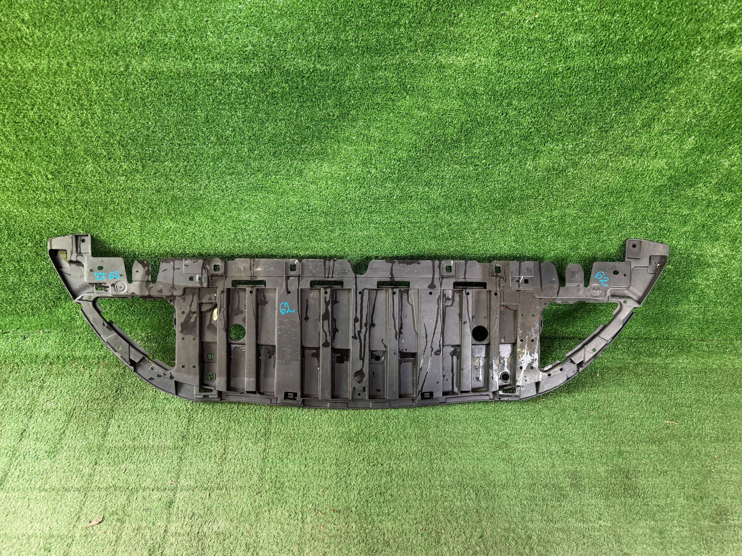 RENAULT CLIO 4 IV cover cover below bumper front 622563607R
