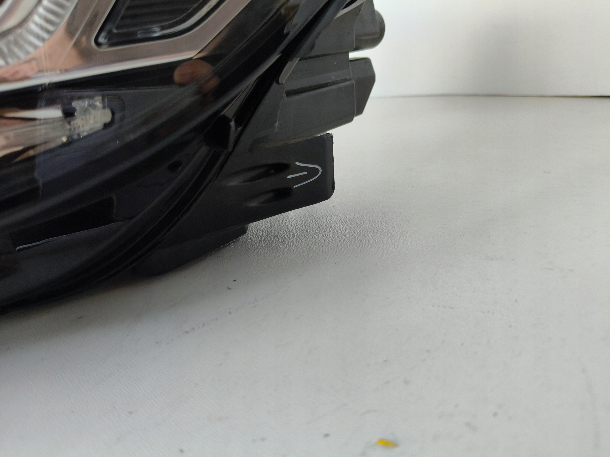 Licht links REFLEKTOR VW TOURAN 5TA 16- FULL LED