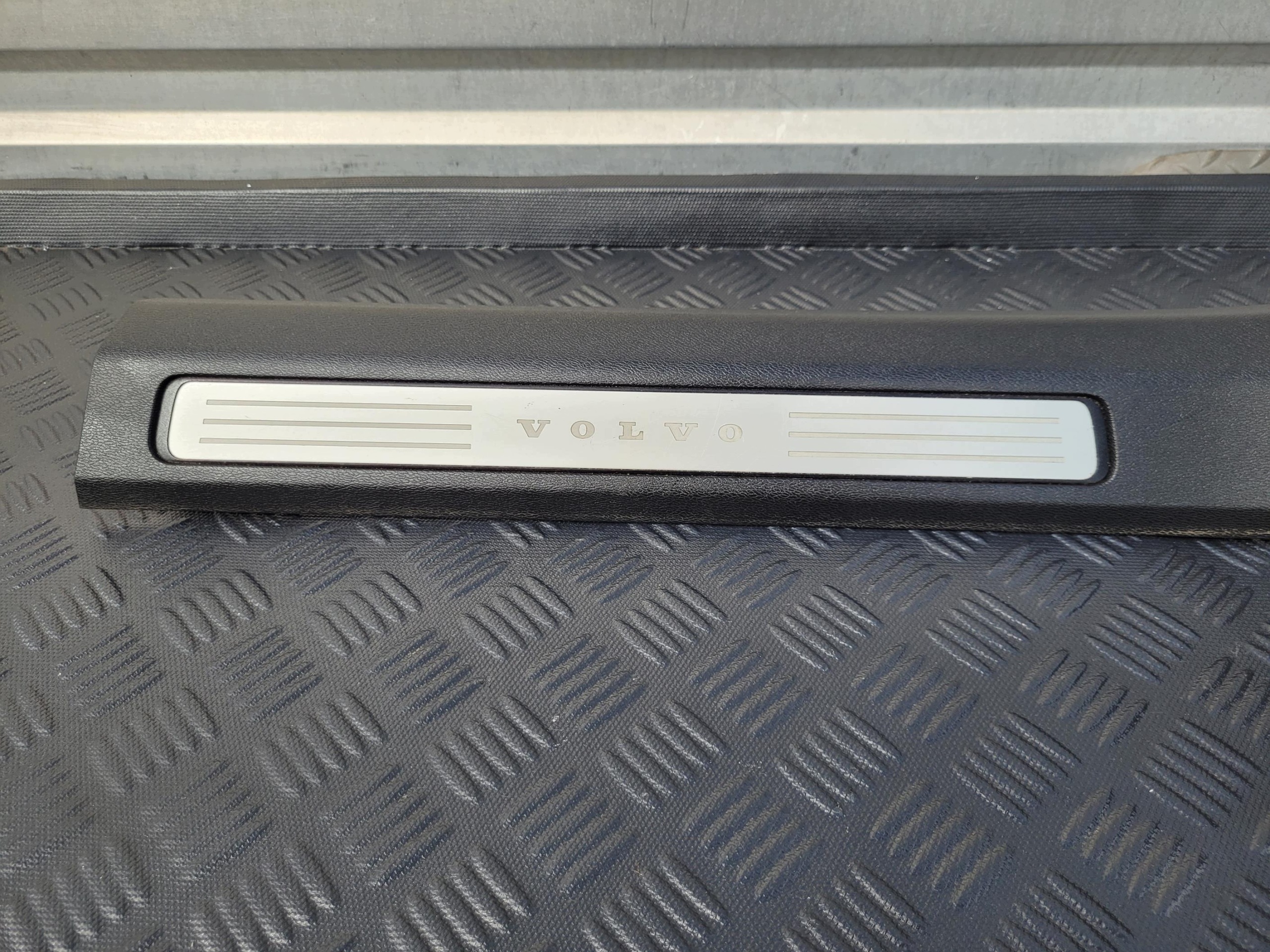 moulding cap of the threshold right 31448015 VOLVO XC60 II