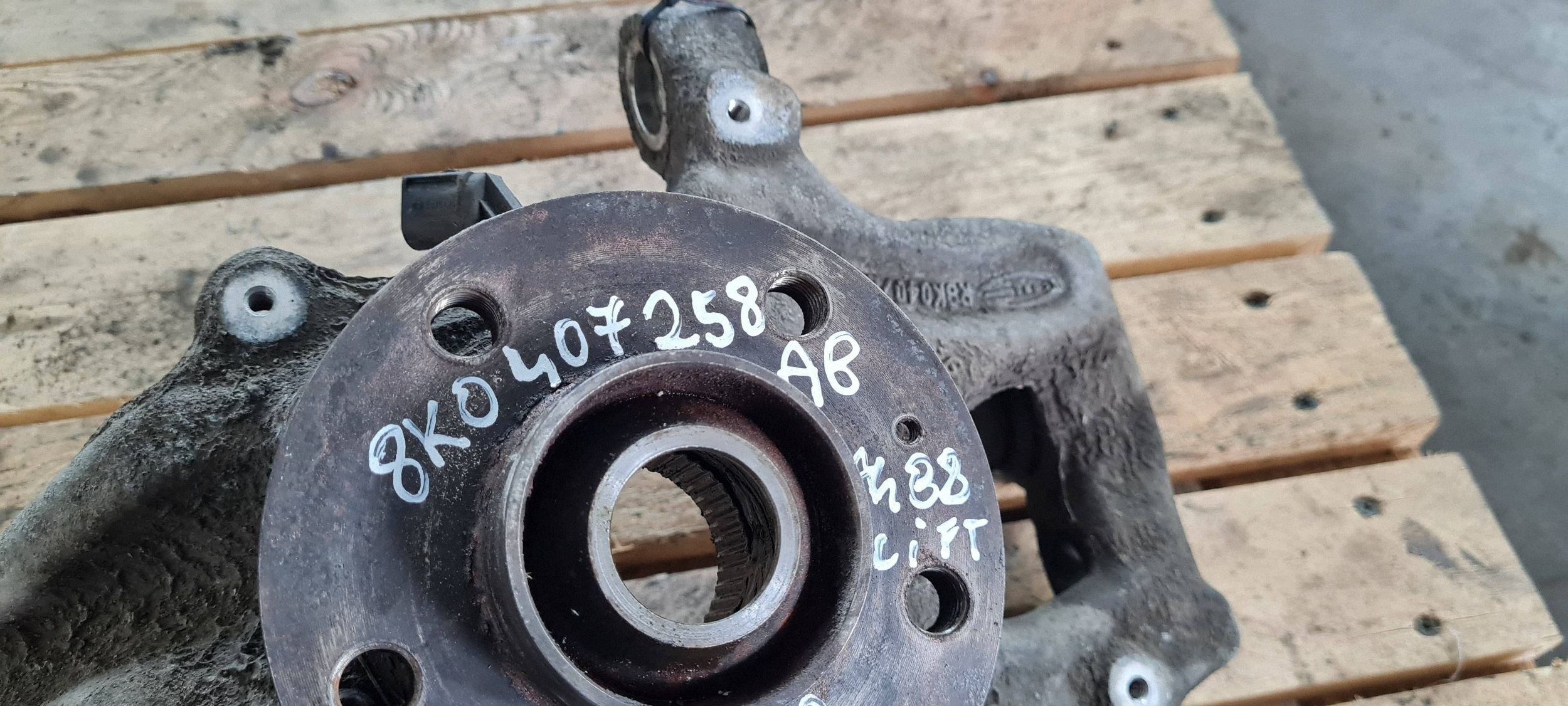 A4 B8 LIFT swing right right front front 4G0407254B A5 8T Q5 A6 C7