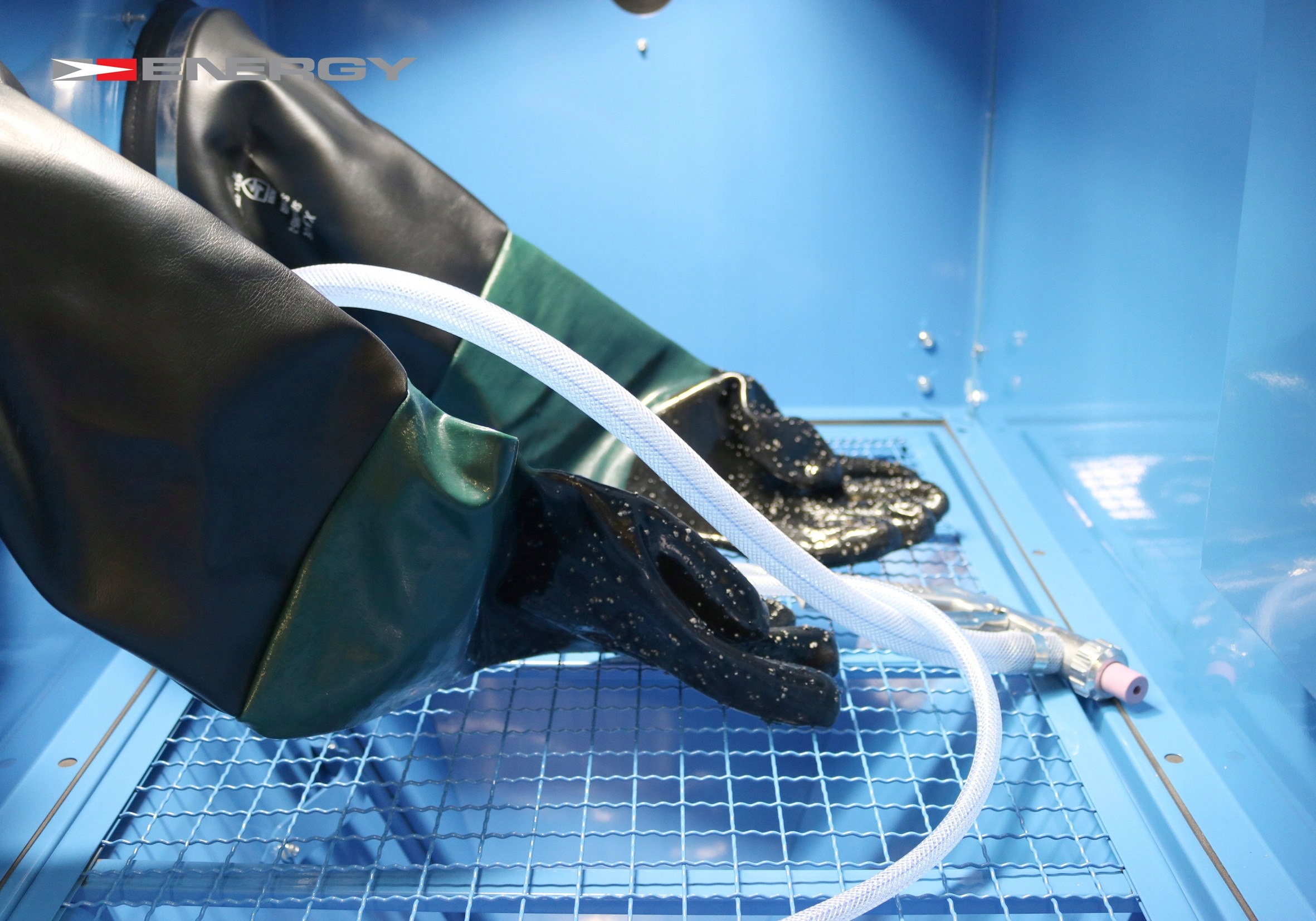 PIASKARKA KABINOWA 220L + PISTOLET I DYSZE Marka Energy