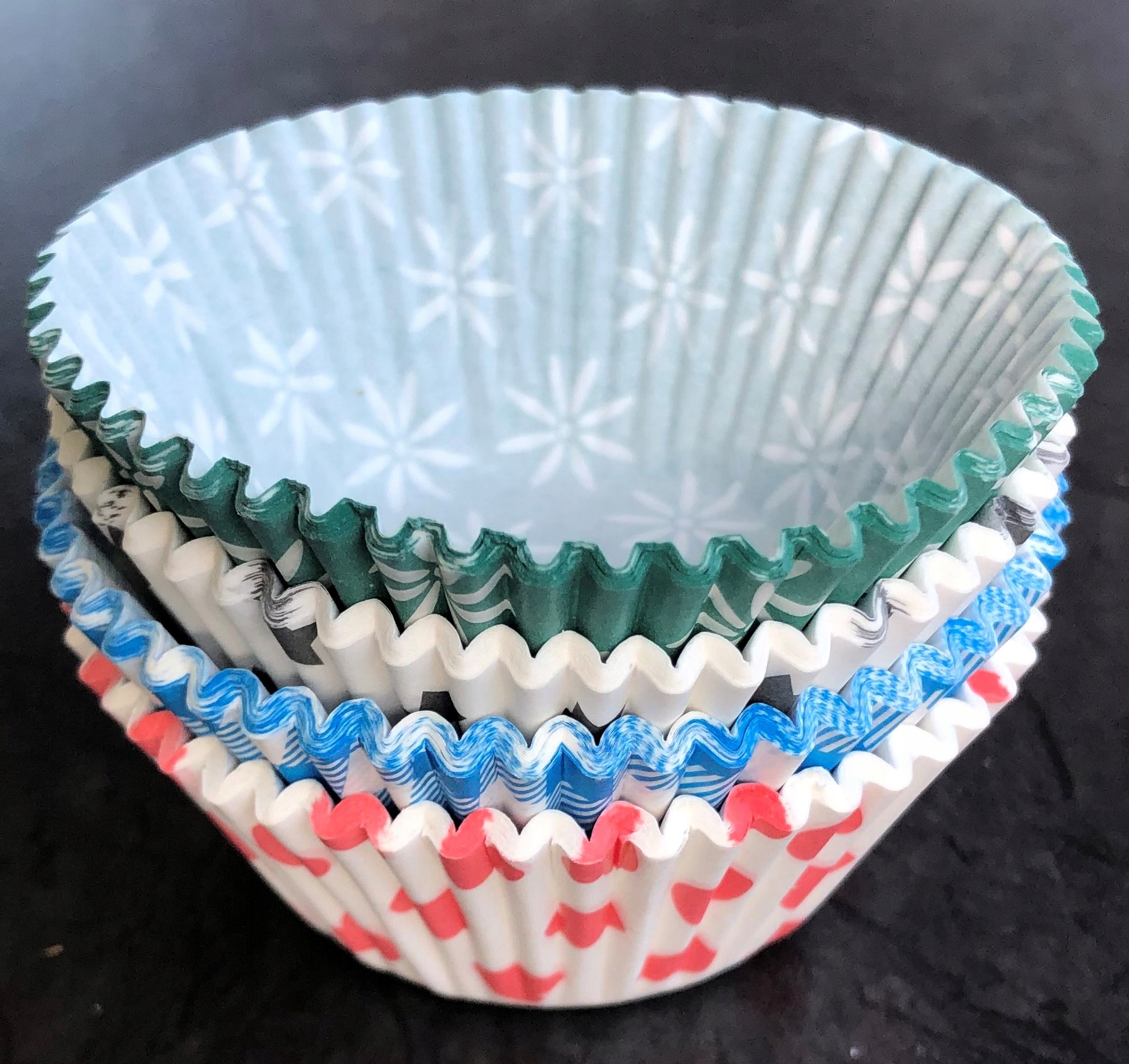 FOREMKI do muffinek CIASTEK BABECZEK PAPIEROWE 100szt Oldman PAPILOTKI 7cm Kod producenta PAPILOTKI FORMA DO MUFFIN NA MUFFINY