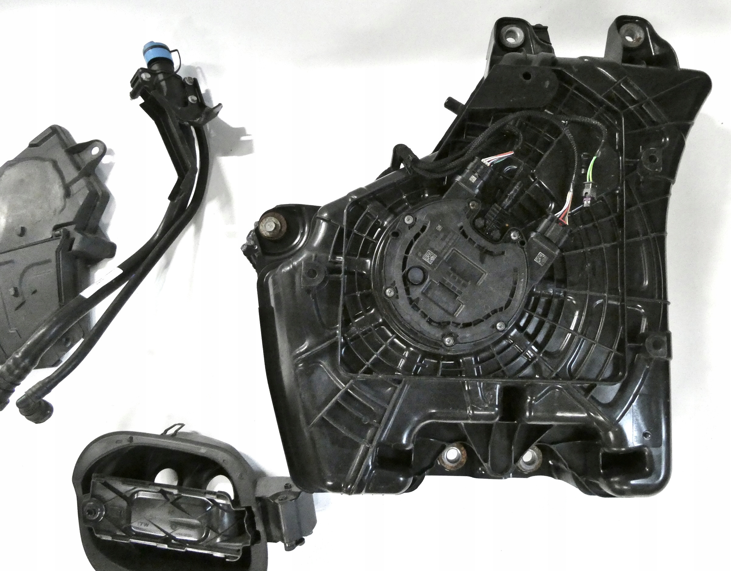 tank AdBlue module pump running board OPEL ASTRA K KOMBI 1.6 CDTI B16DTH