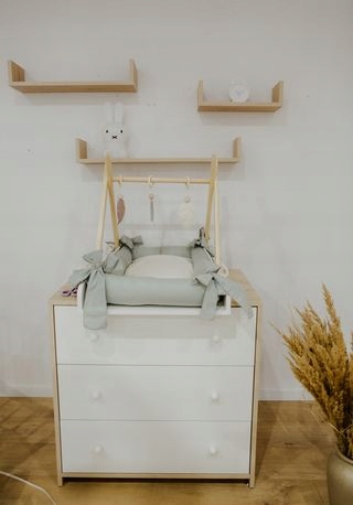 KOMODA -KOMODY Z PRZEWIJAKIEM I CERATKĄ dąb sonoma Tosia Głębokość mebla 50 cm