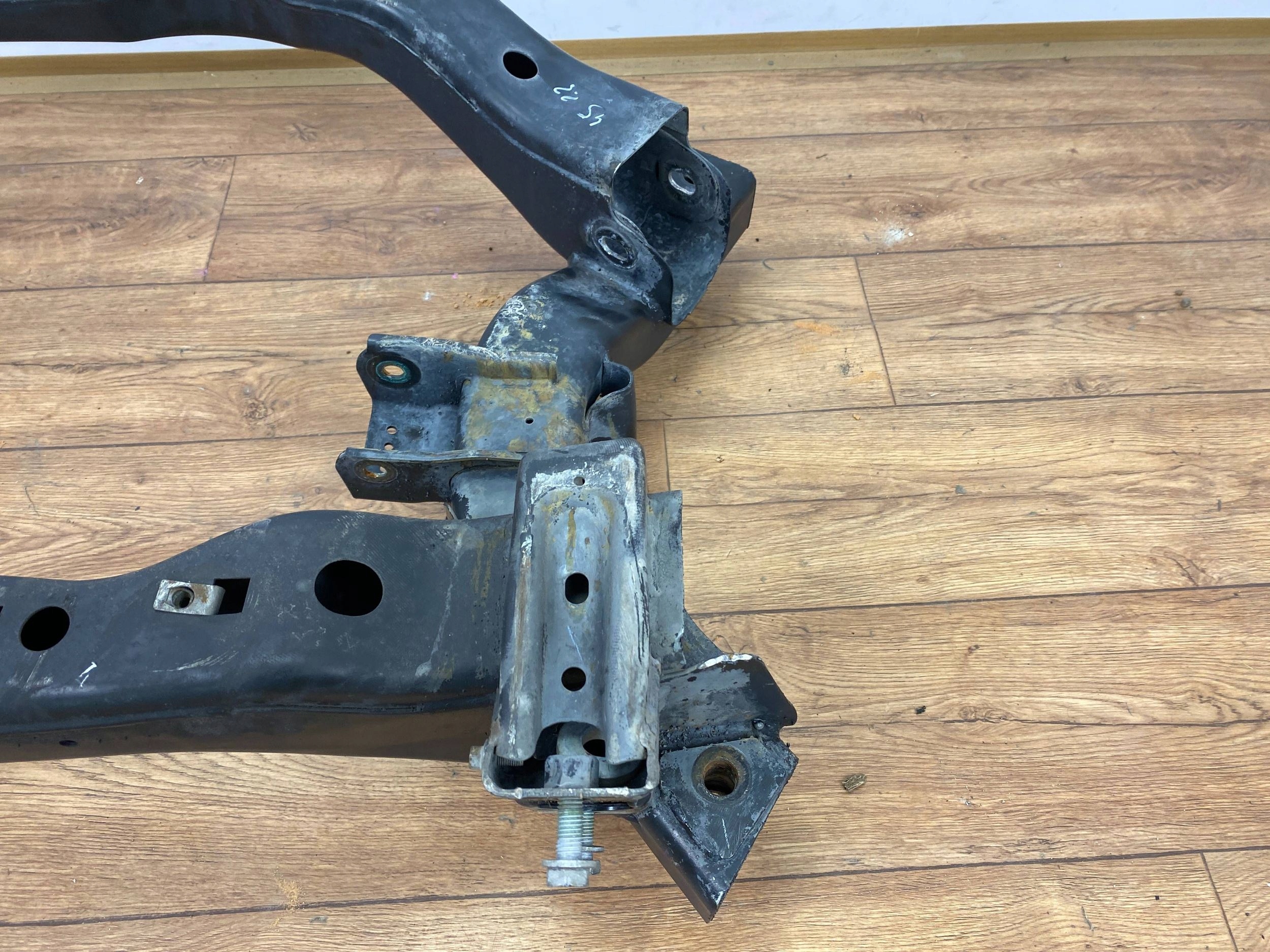 sider front subframe axle beam axle beam Dodge Charger 2015+