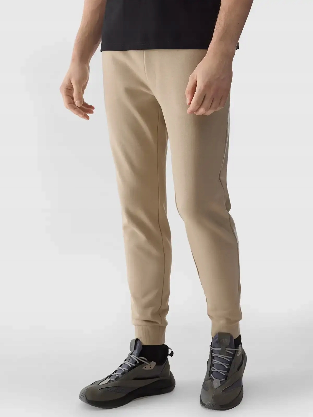 SPODNIE DRESOWE MĘSKIE 4F DRESY SPORTOWE JOGGERY BAWEŁNA WYGODNE SS24M603 Rozmiar XL