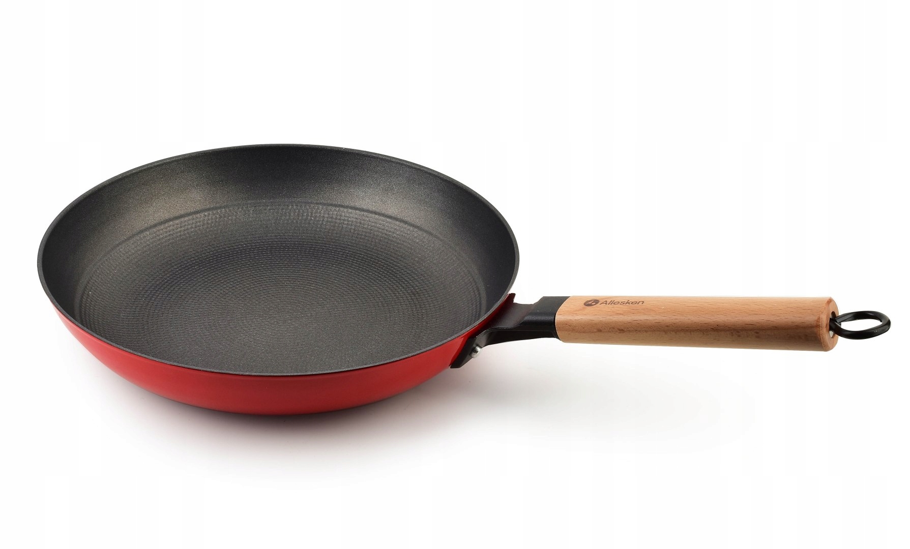 Litinová pánev Mondex Rodeluxe 28 cm je odolná pro smažení a grilování