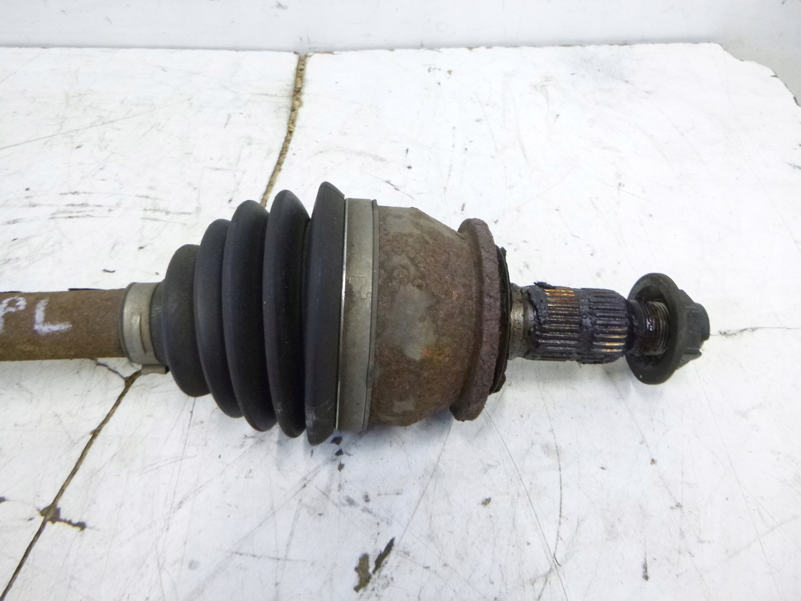 semi-axis drive left front Opel Insignia A 2.0 CDTI 08-13 13348258 AAKA