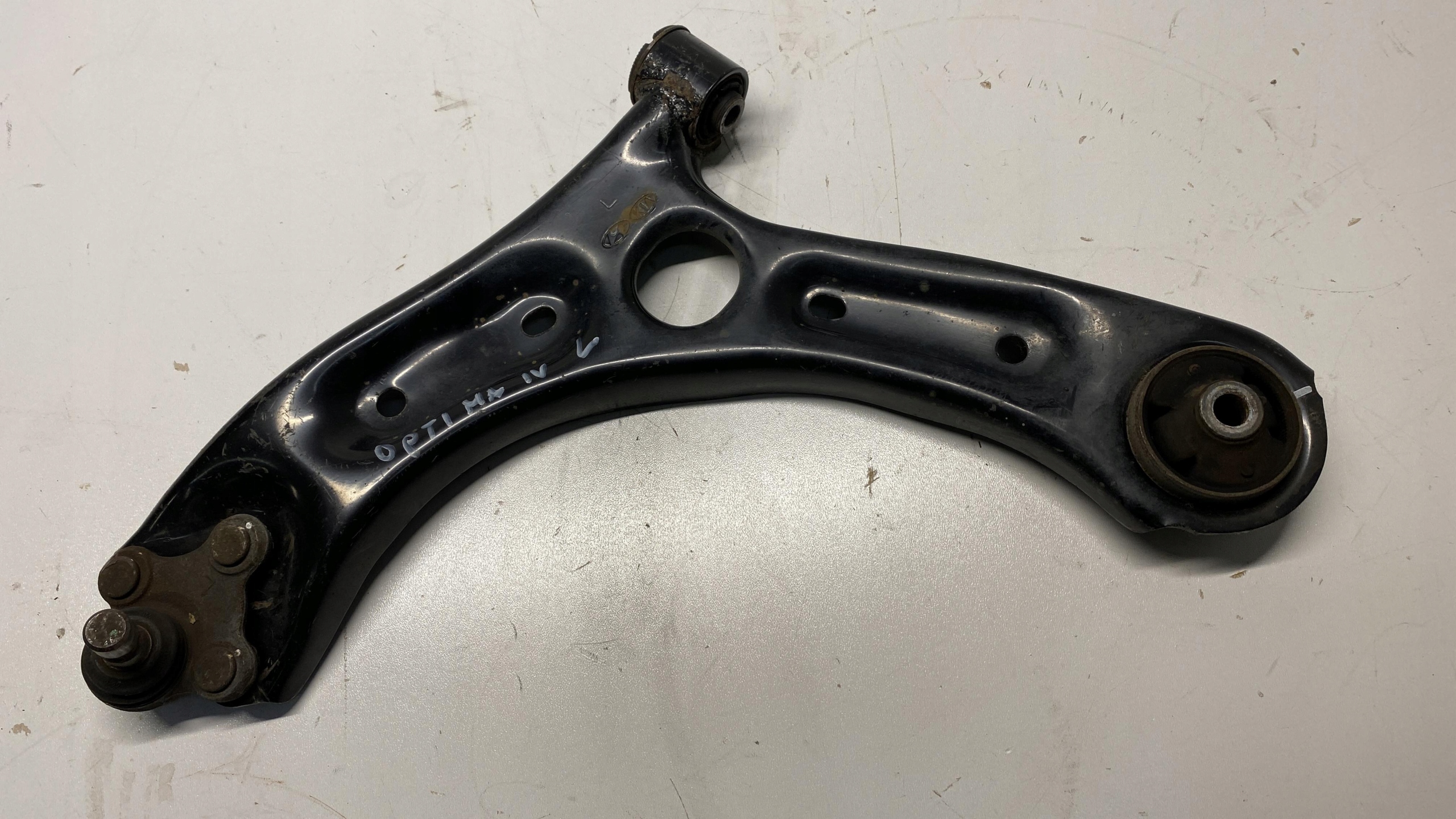 KIA OPTIMA IV arm left front front 15-19