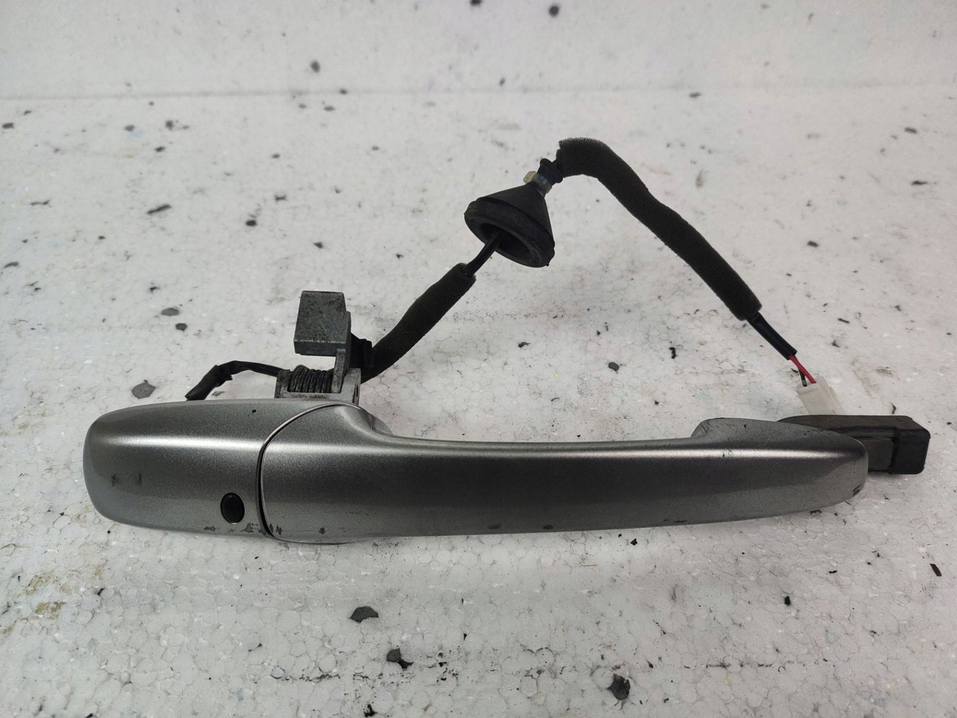 handle exterior door front right side Mazda CX-9 facelift 2010