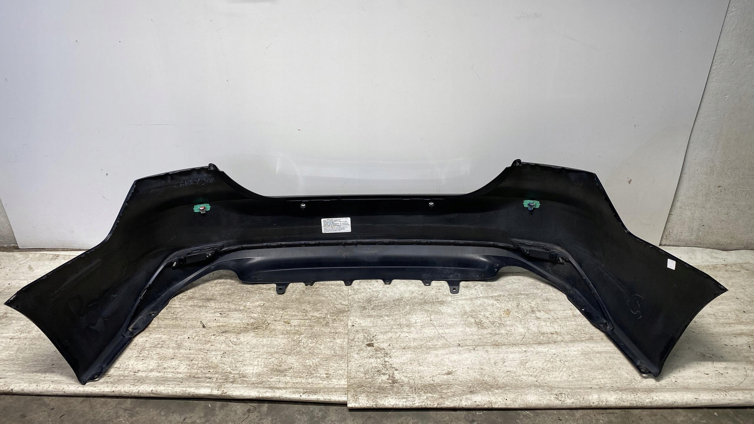 TOYOTA CAMRY VIII 8 bumper rear part rear 17