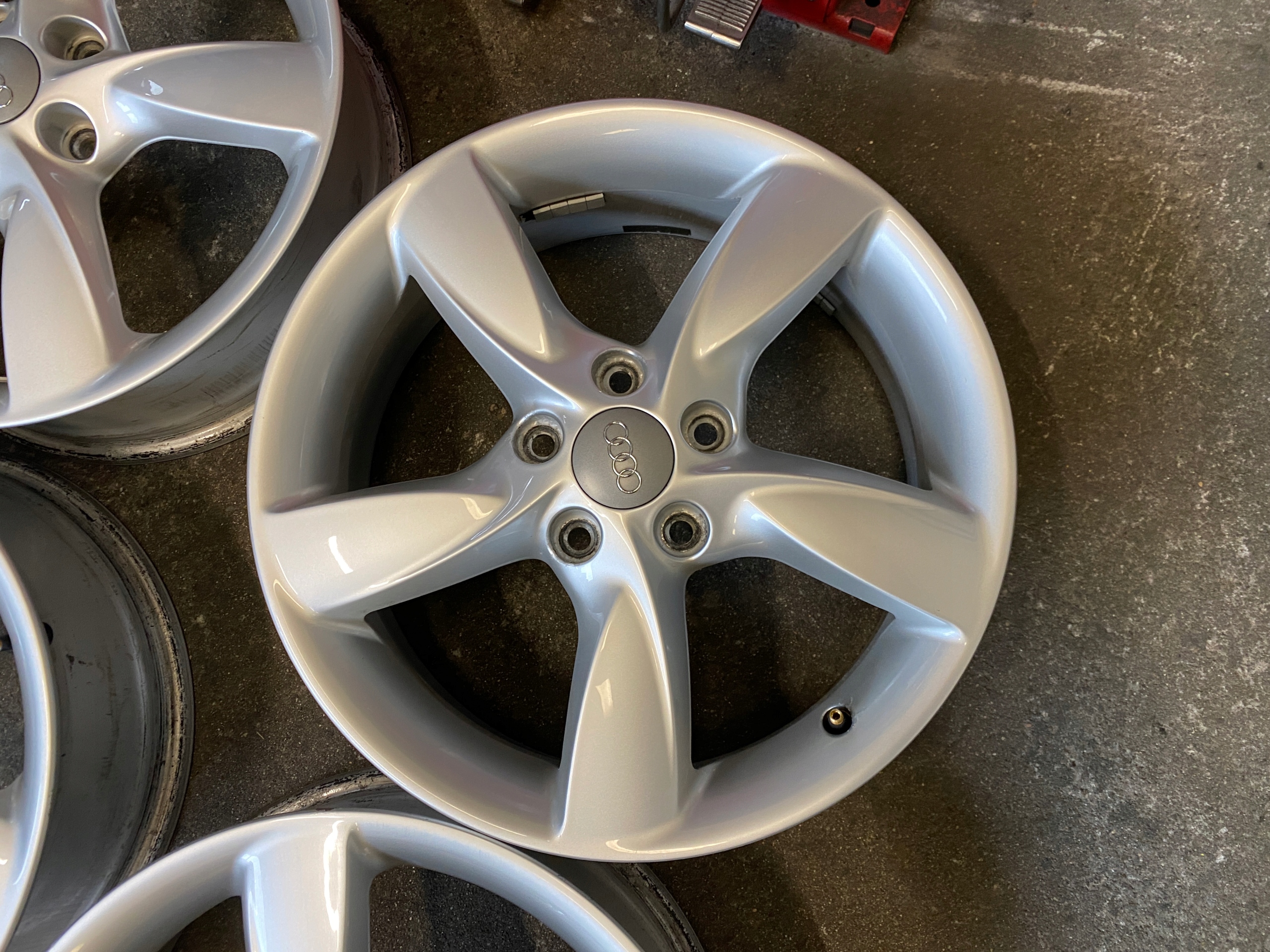 discs 17 Audi 8V0071497 6x17'' et48 5x112