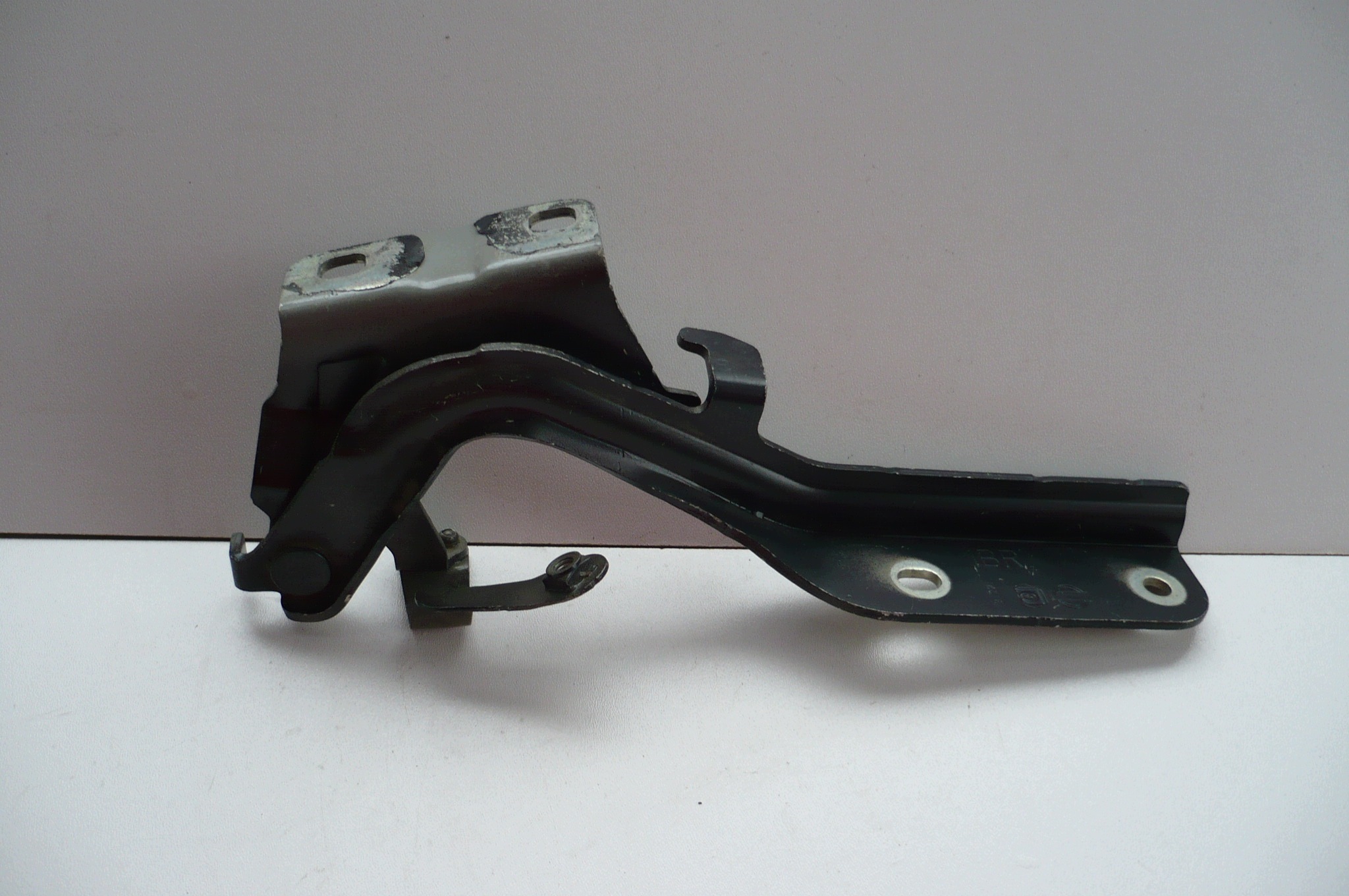 NISSAN JUKE and F15 11- hinge bonnets right front