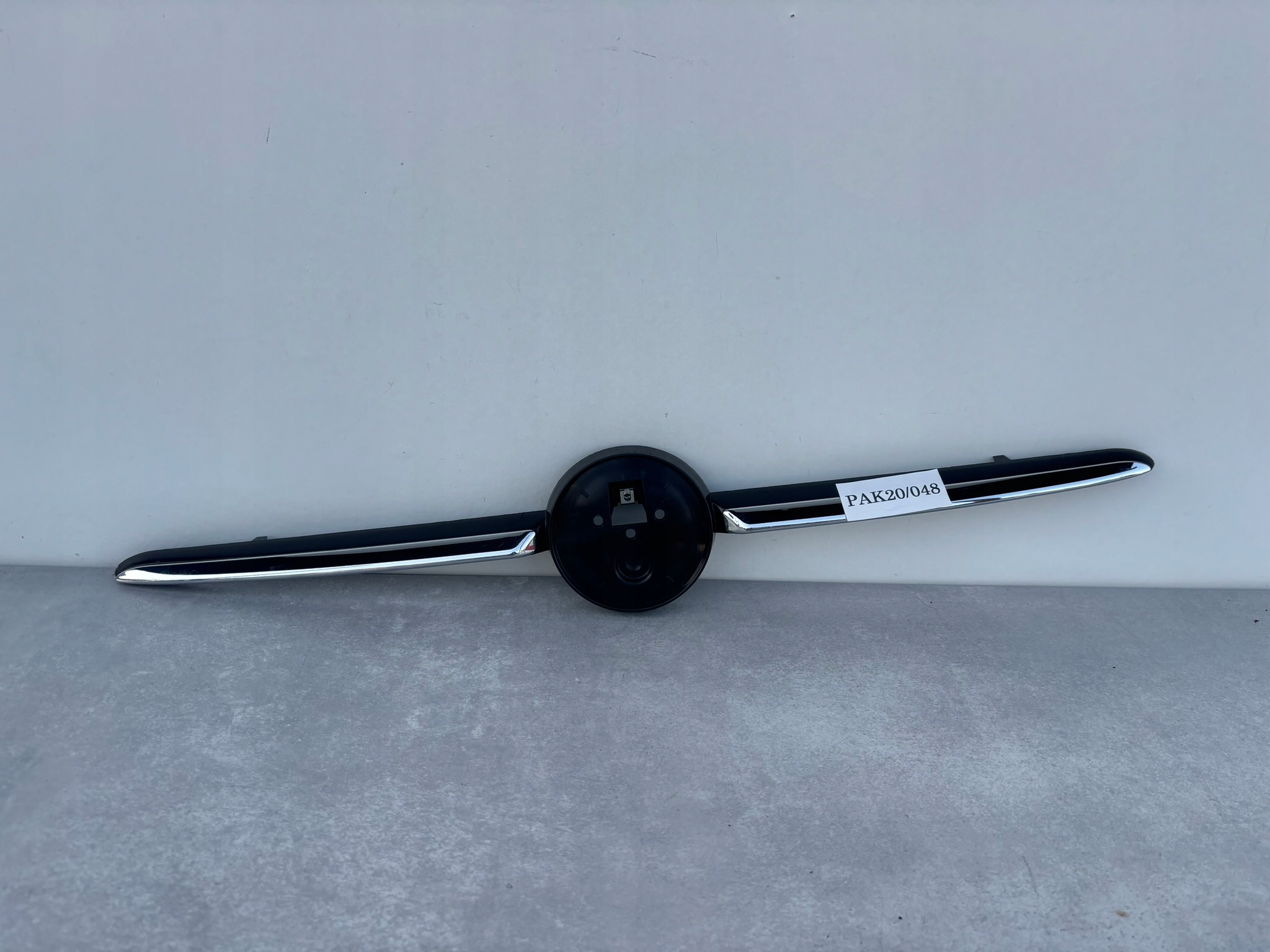 FIAT 500 рестайлинг решетка радиатора молдинг 735637413 PAK20/048