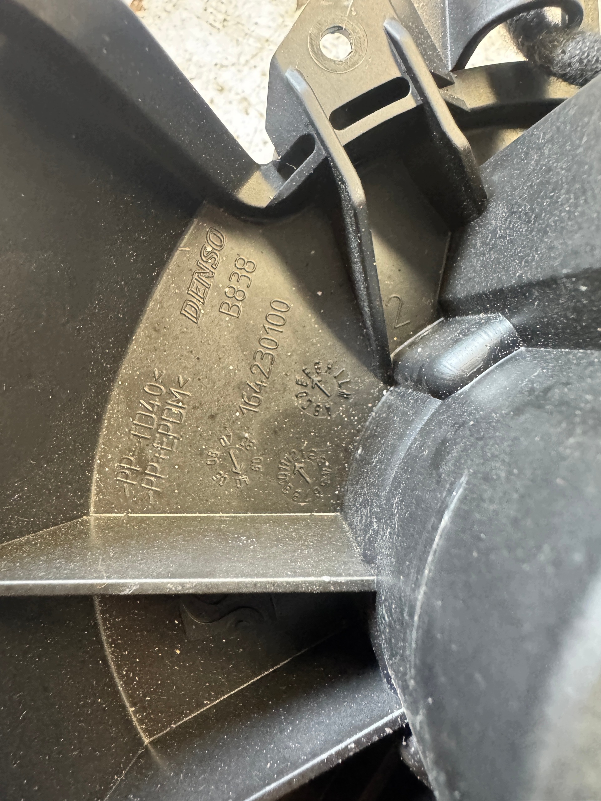 OPEL CORSA D LIFT tOPENÍ ventilátor topení