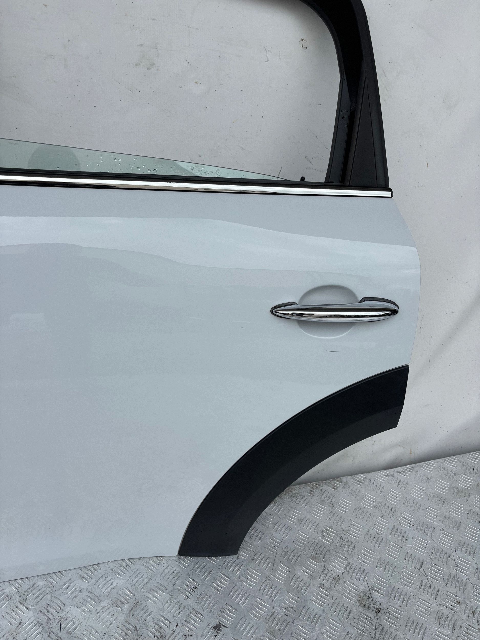 door rear part rear. left MINI COUNTRYMAN R60