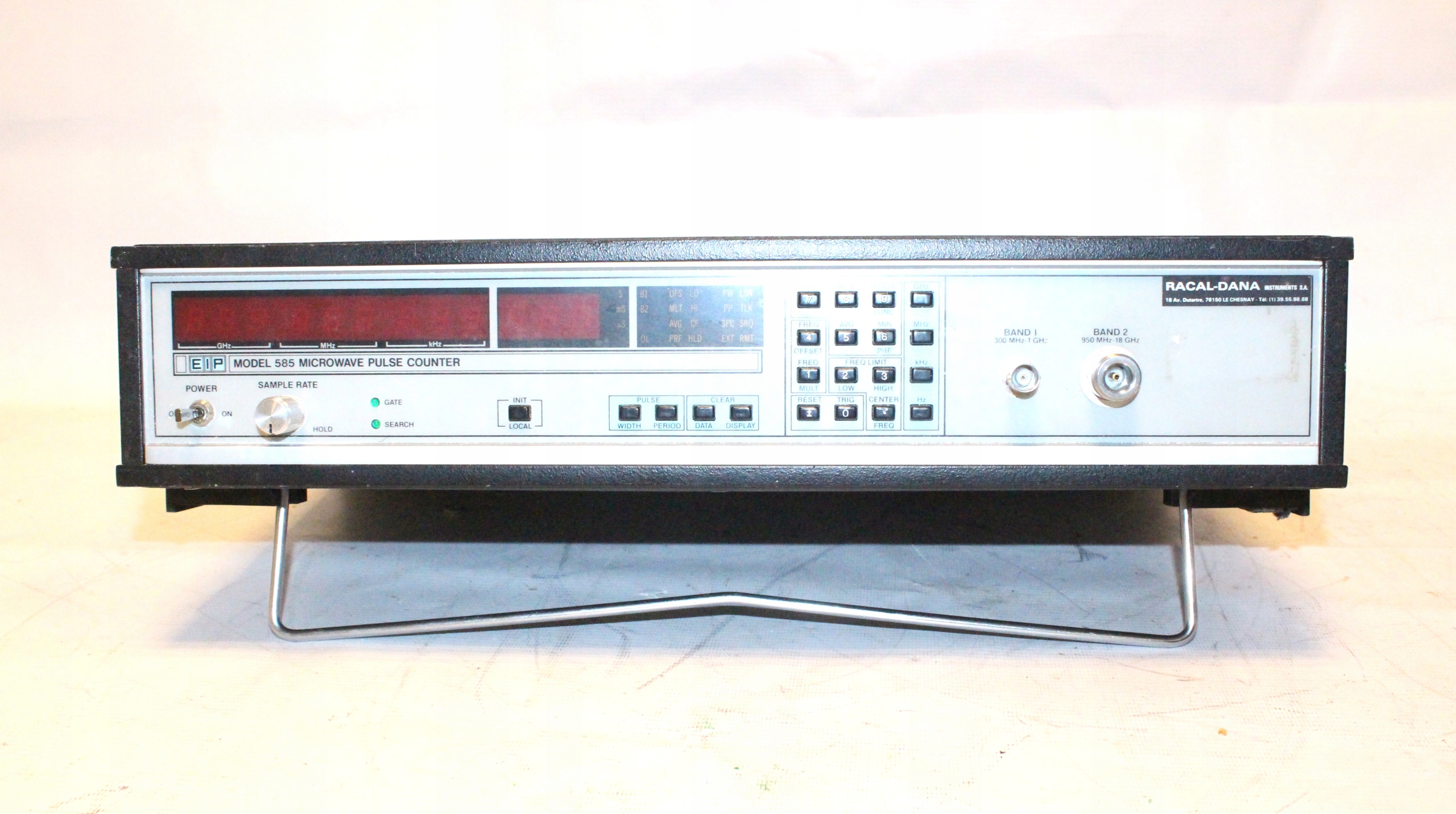 Licznik impulsów mikrofalowych RACAL EIP 585 300MHz-18GHz Częstościomierz Kod producenta 8595E