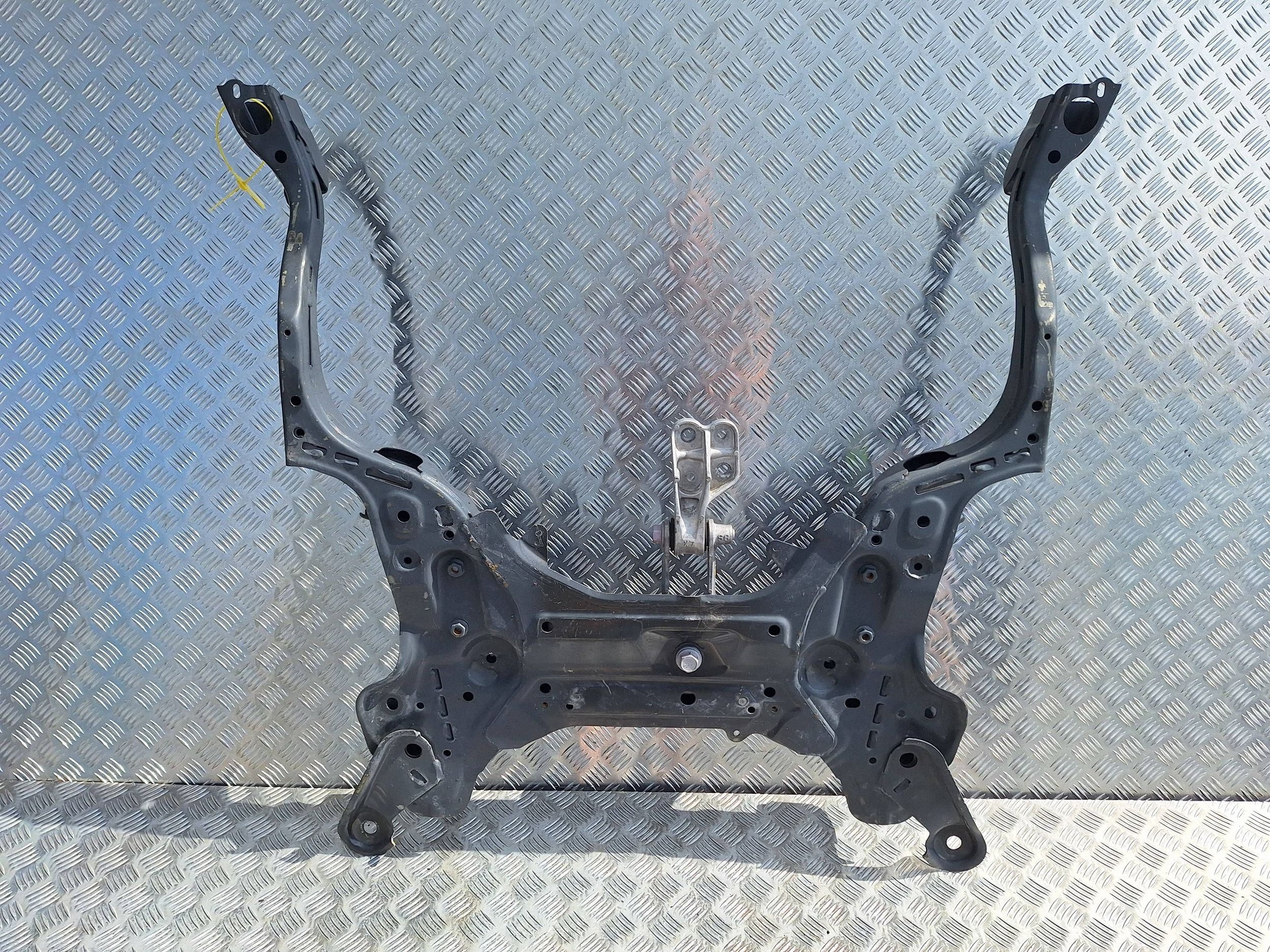 axle beam axle beam subframe TOYOTA YARIS CROSS 20-26