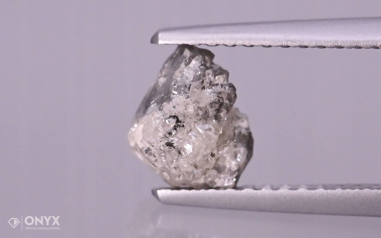 Diamant stříbrný hrudkující 7x6 mm