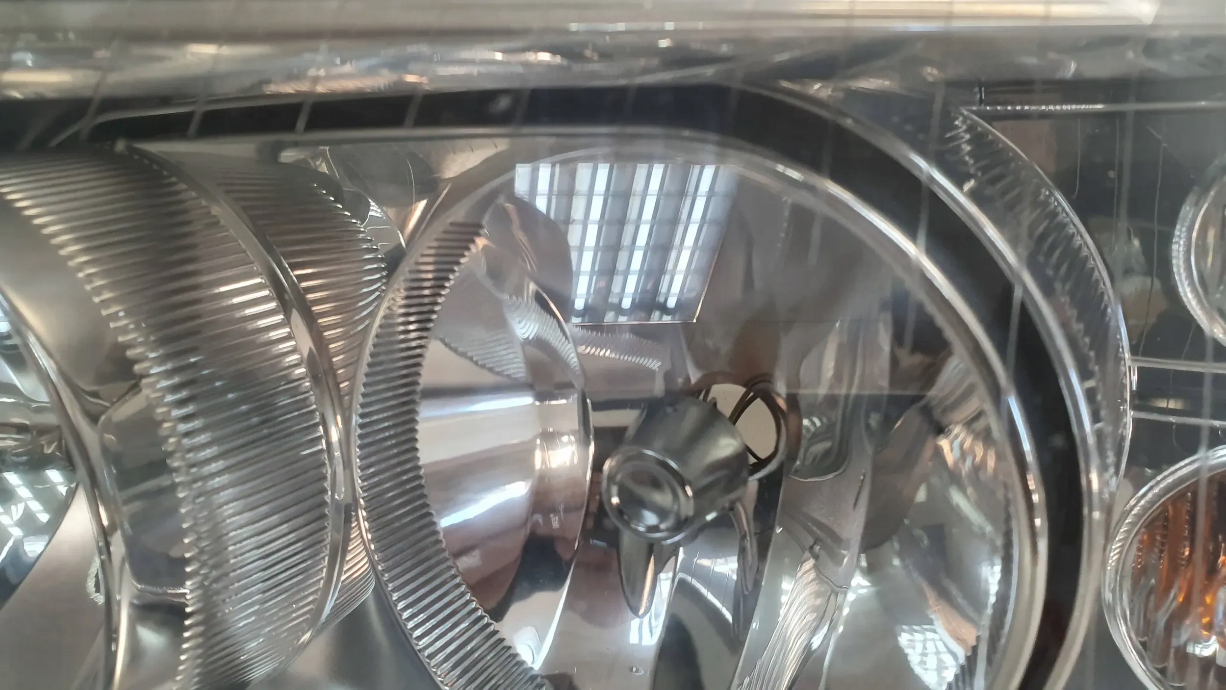 light front left 7H1941015L VW TRANSPORTER T5 MULTIVAN CARAVELLE 03