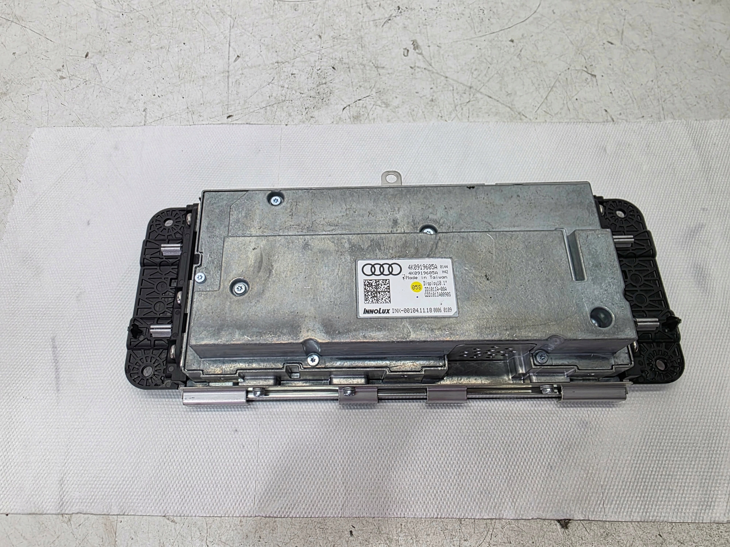 Bildschirm der Navigation LCD AUDI A6 C8 A7 4K 4K0919605A