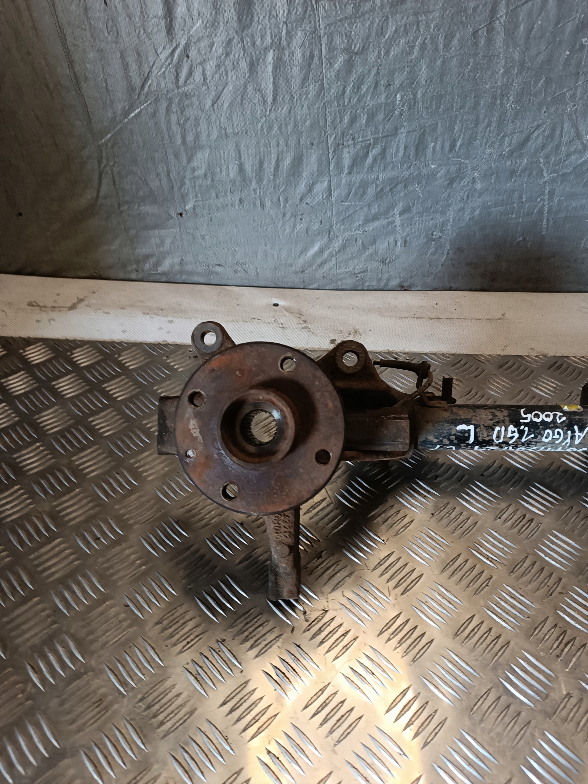 McPherson left front TOYOTA AYGO and 1.4D 2005r