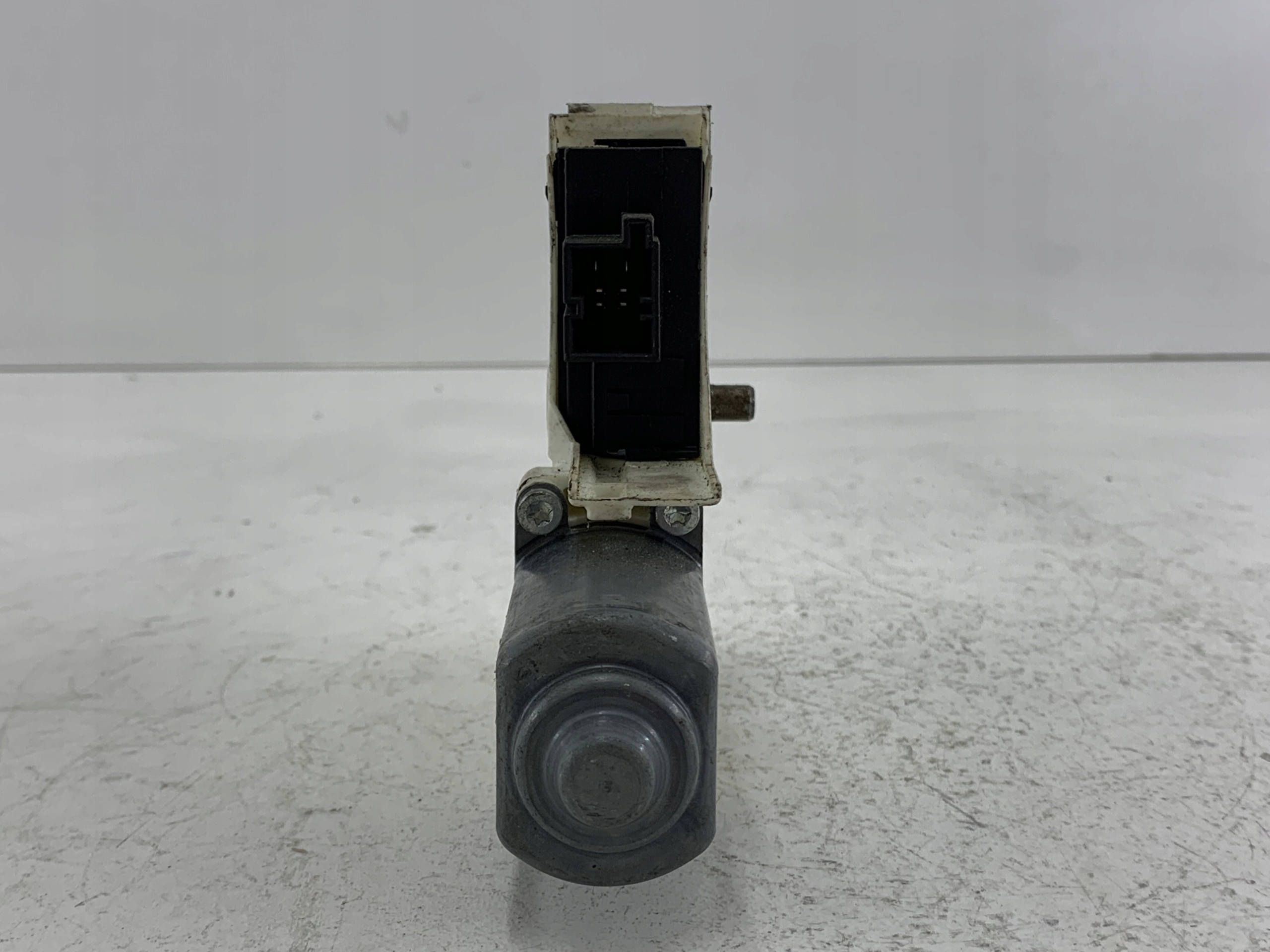 AUDI A6 C6 mini motor windows left front 4F0959801D