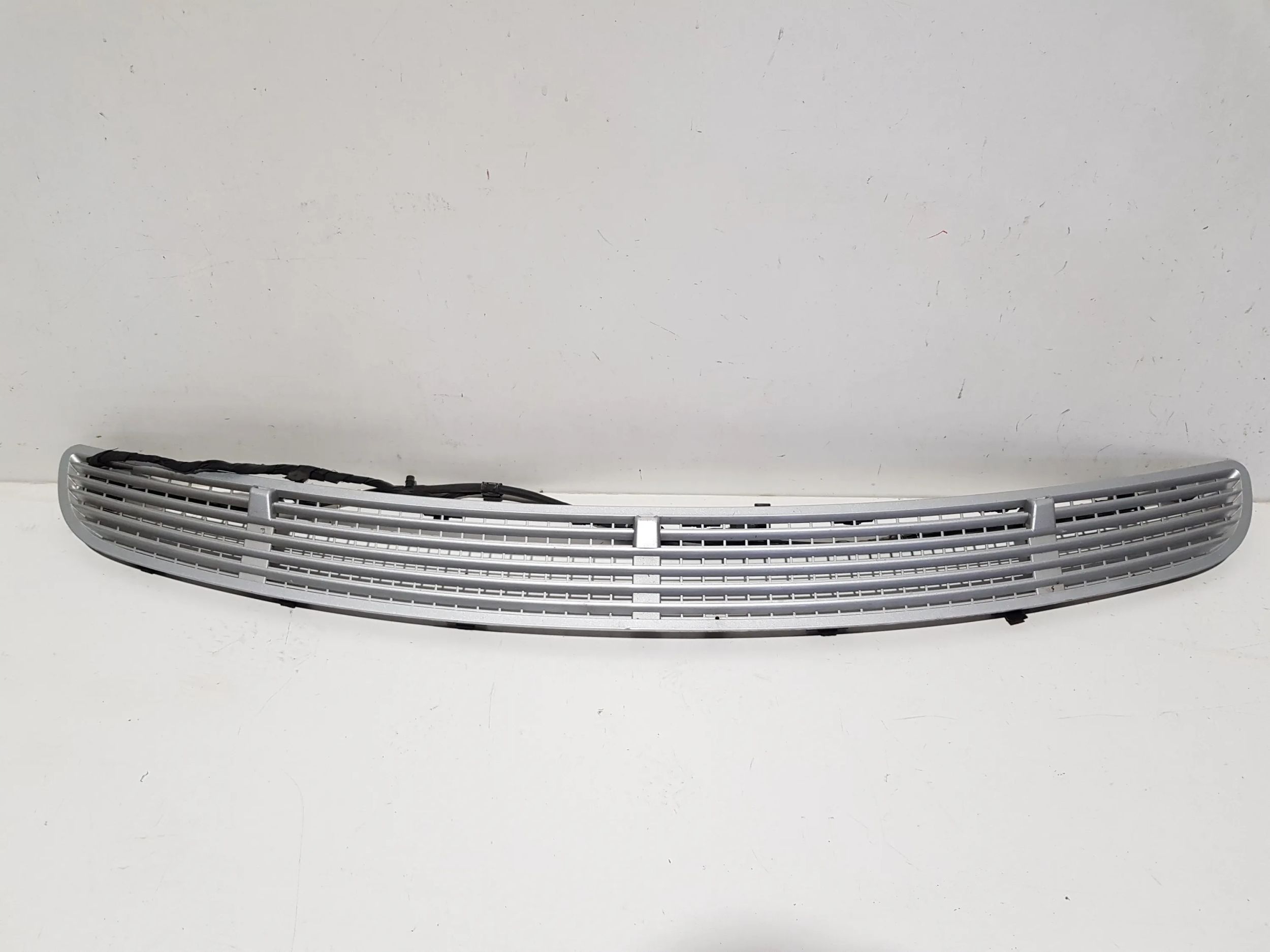 Plastyk wycieraczek przednich MERCEDES-BENZ R (W251, V251) 2518800005