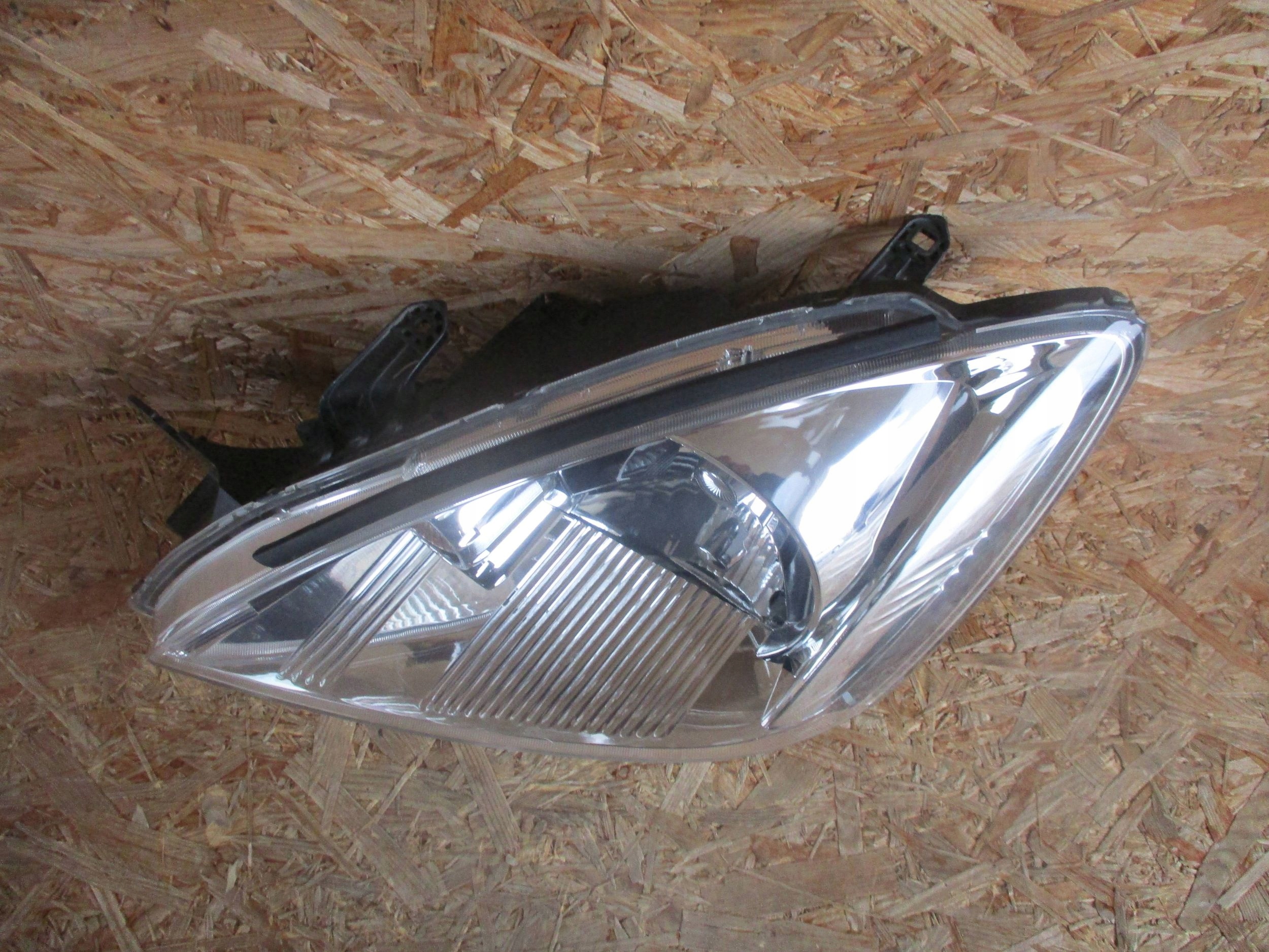 light front front left MITSUBISHI LANCER VII