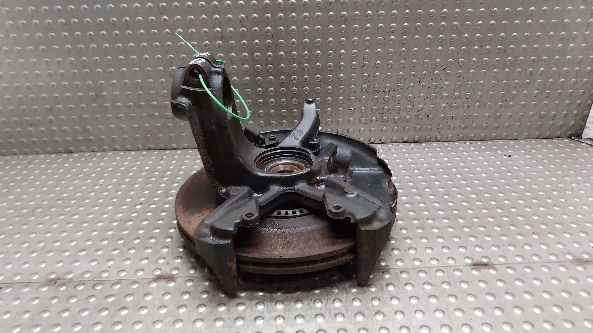 Mozzo FUSELLO Destra Anteriore 1J0407256AJ VW GOLF IV A3 8L OCTAVIA e LEON e 1.9TDI