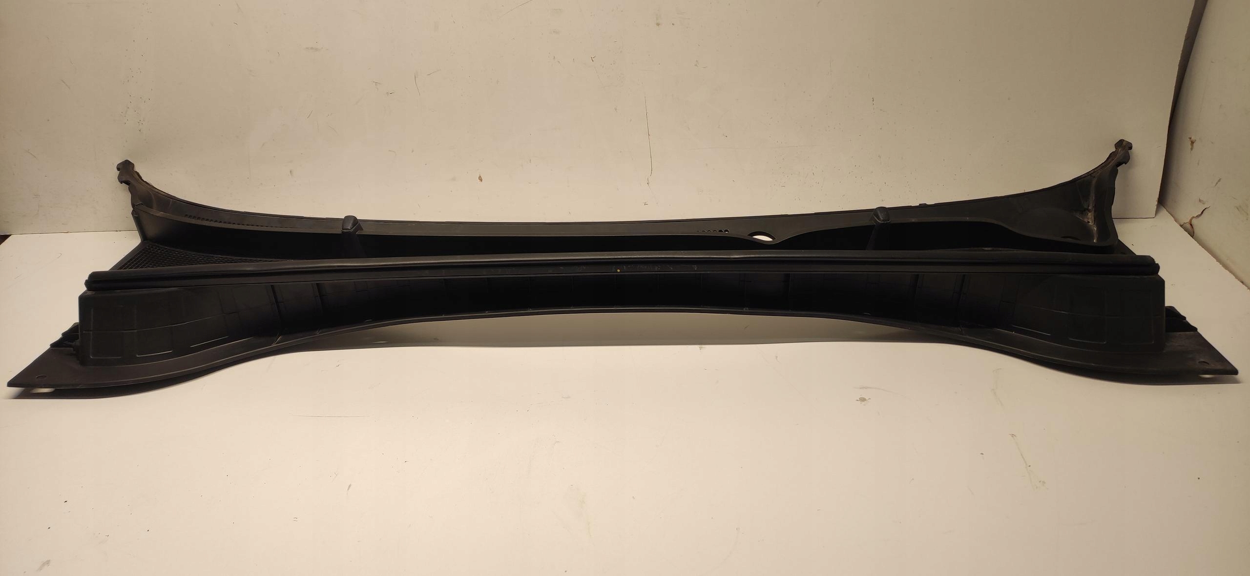 torpedo plastic upper HYUNDAI TUCSON II III 15-20 86151-D7000