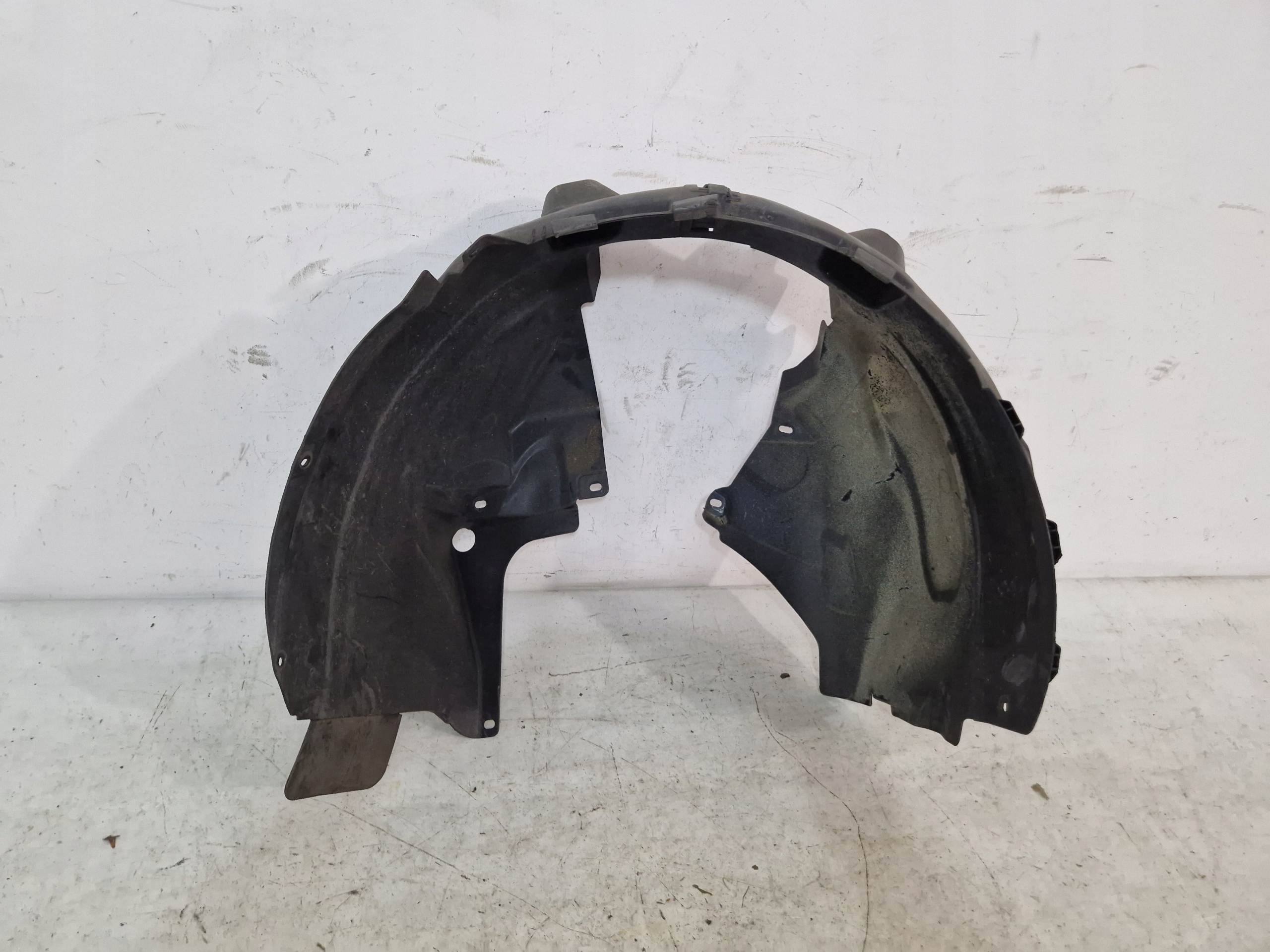 OPEL CORSA E mudguard left front front 513765057