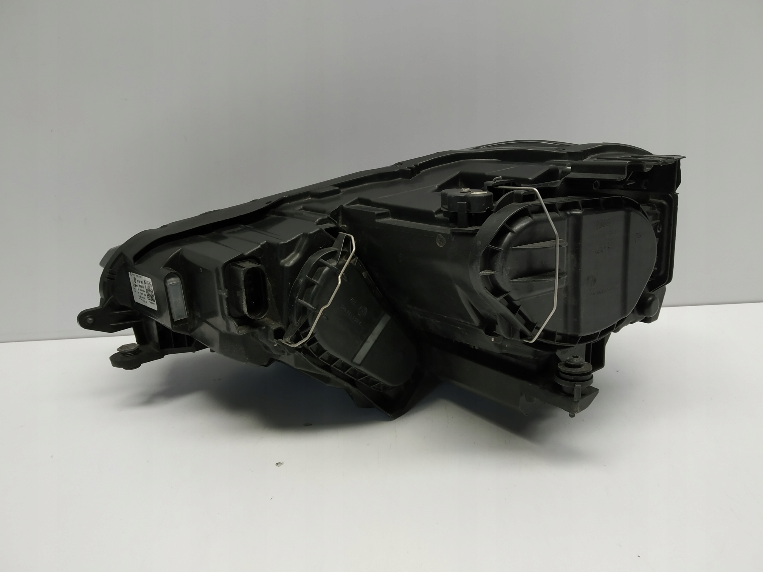 14+ Vw Golf Sportsvan reflektor right front light