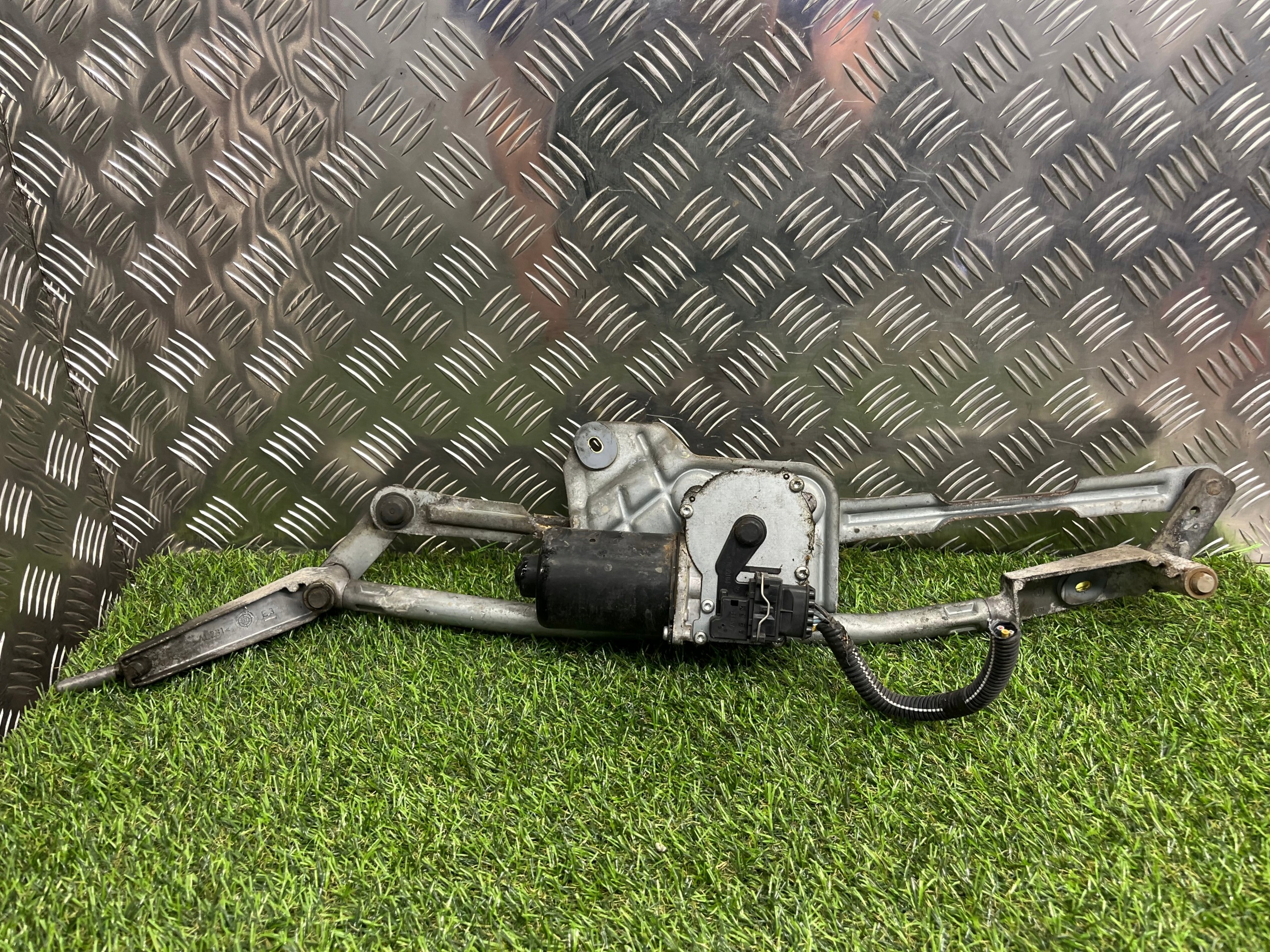 wiper mechanism front VOLVO XC90 8620509