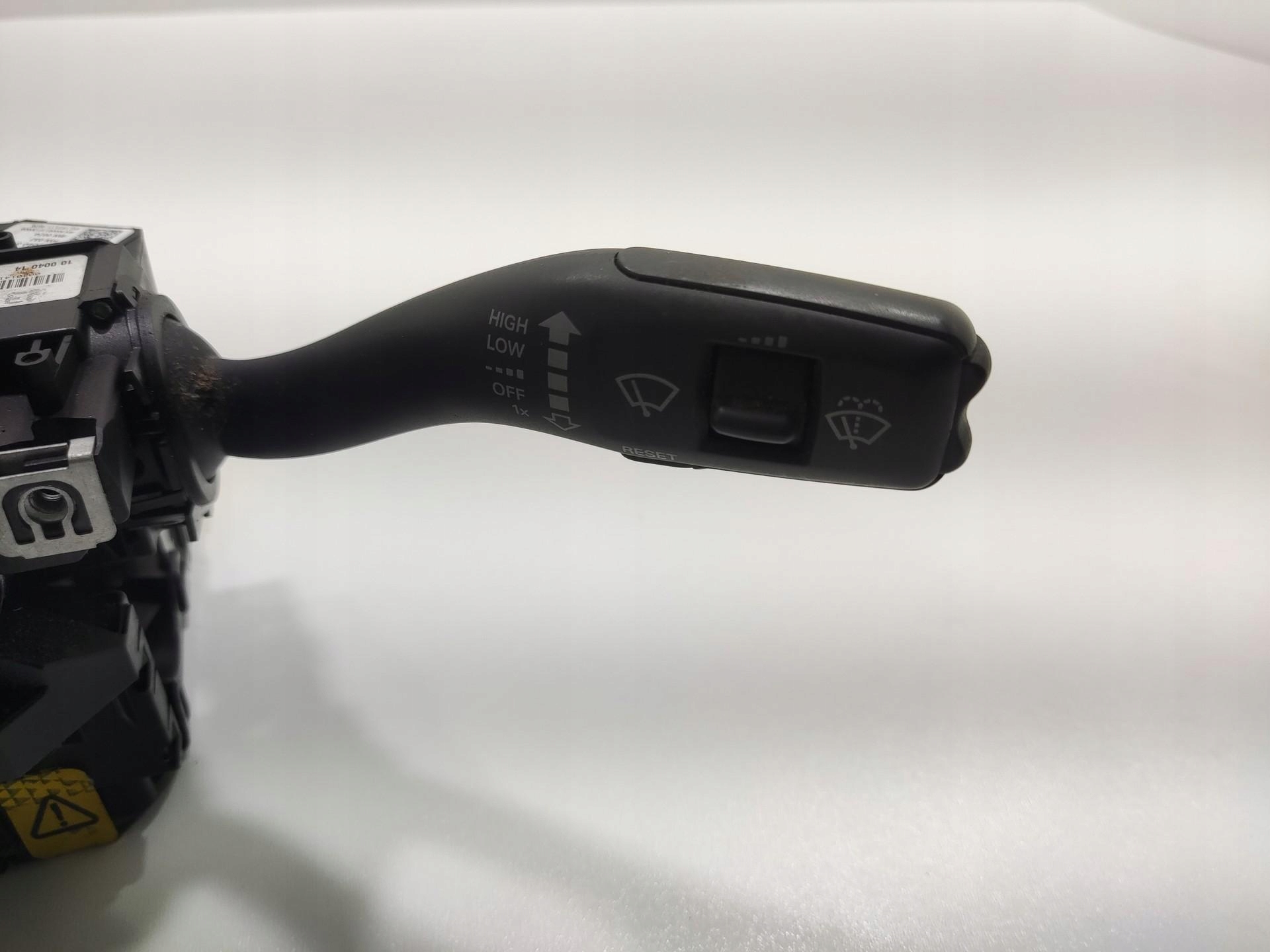 steering wheel levers and controls ring AUDI A3 8P CABRIO 2008-2013 8P0953513F