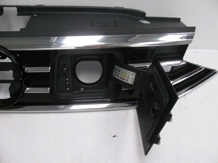 VW Passat B8 Kühlergrill FRONTGRILL Kühlergitter 3G0853479D - Thumbnail 6