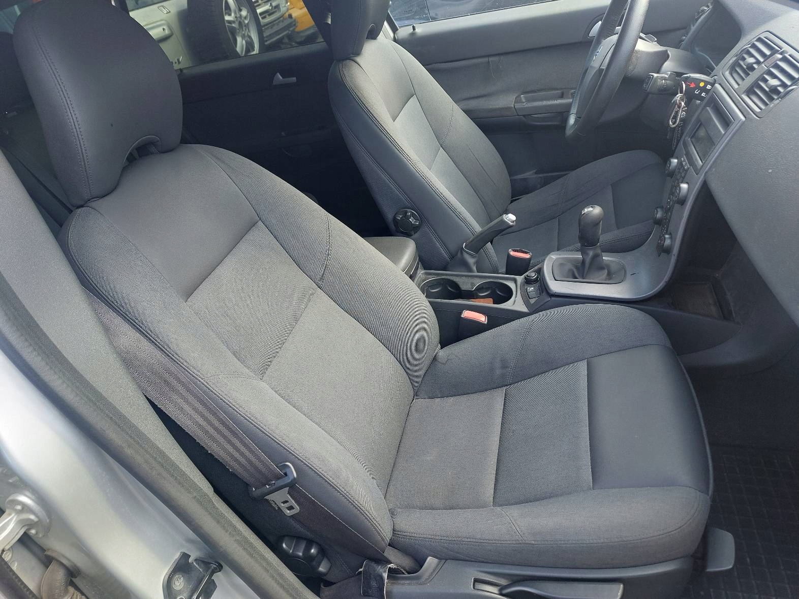 seats KOMPLET left right seat rear part + side VOLVO V50 and