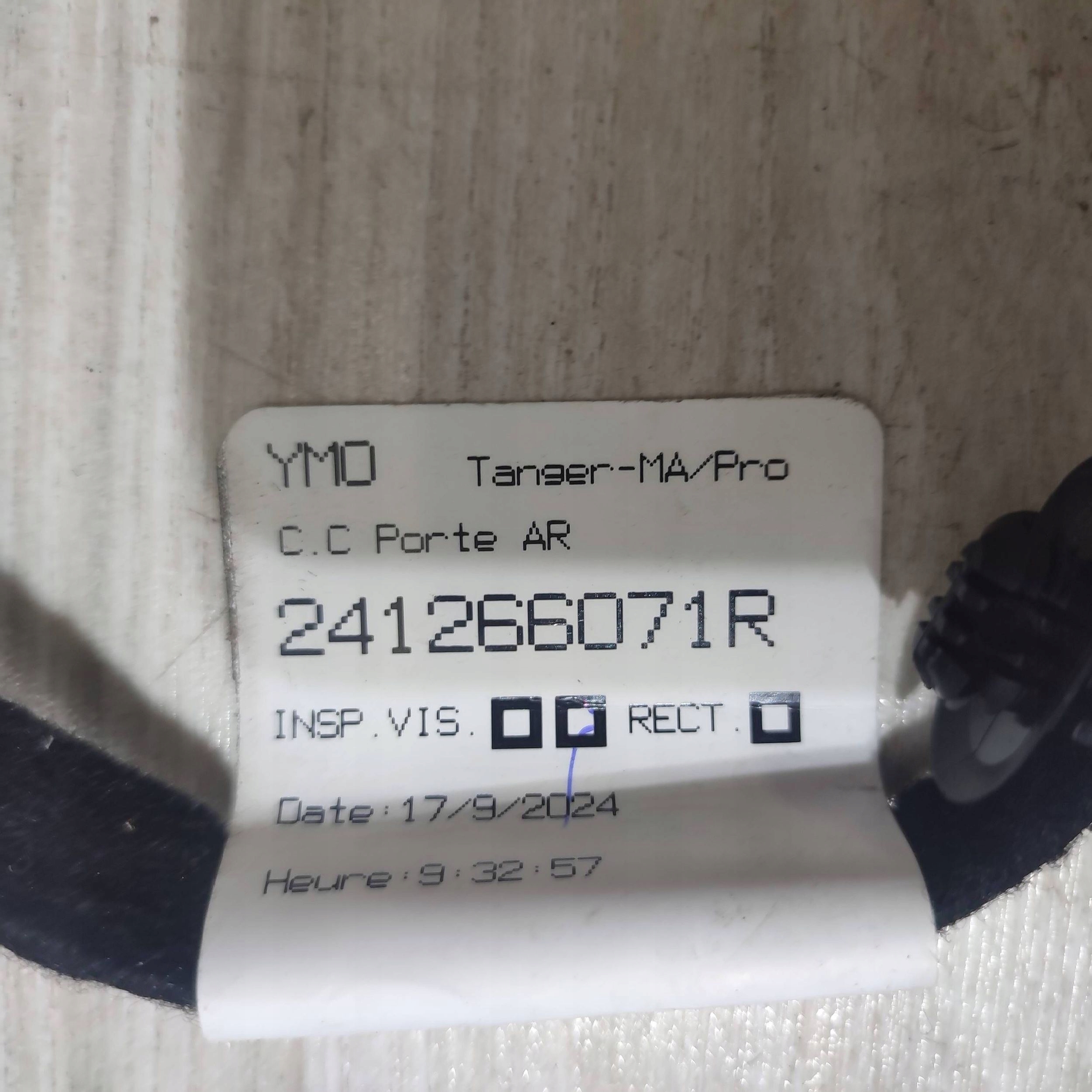 bundle door tylnych rear part side right Dacia Jogger 241266071R
