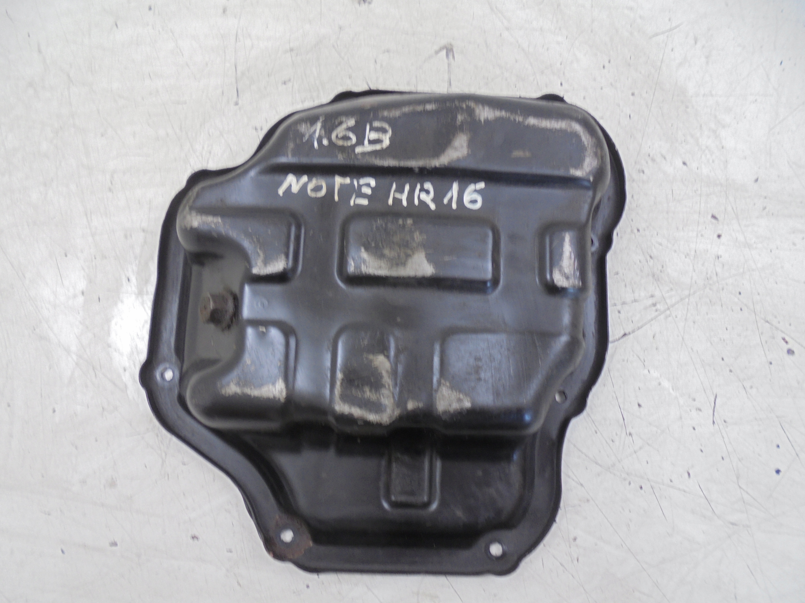MISKA OLEJOWA NISSAN NOTE E11 1.6 B 16V HR16
